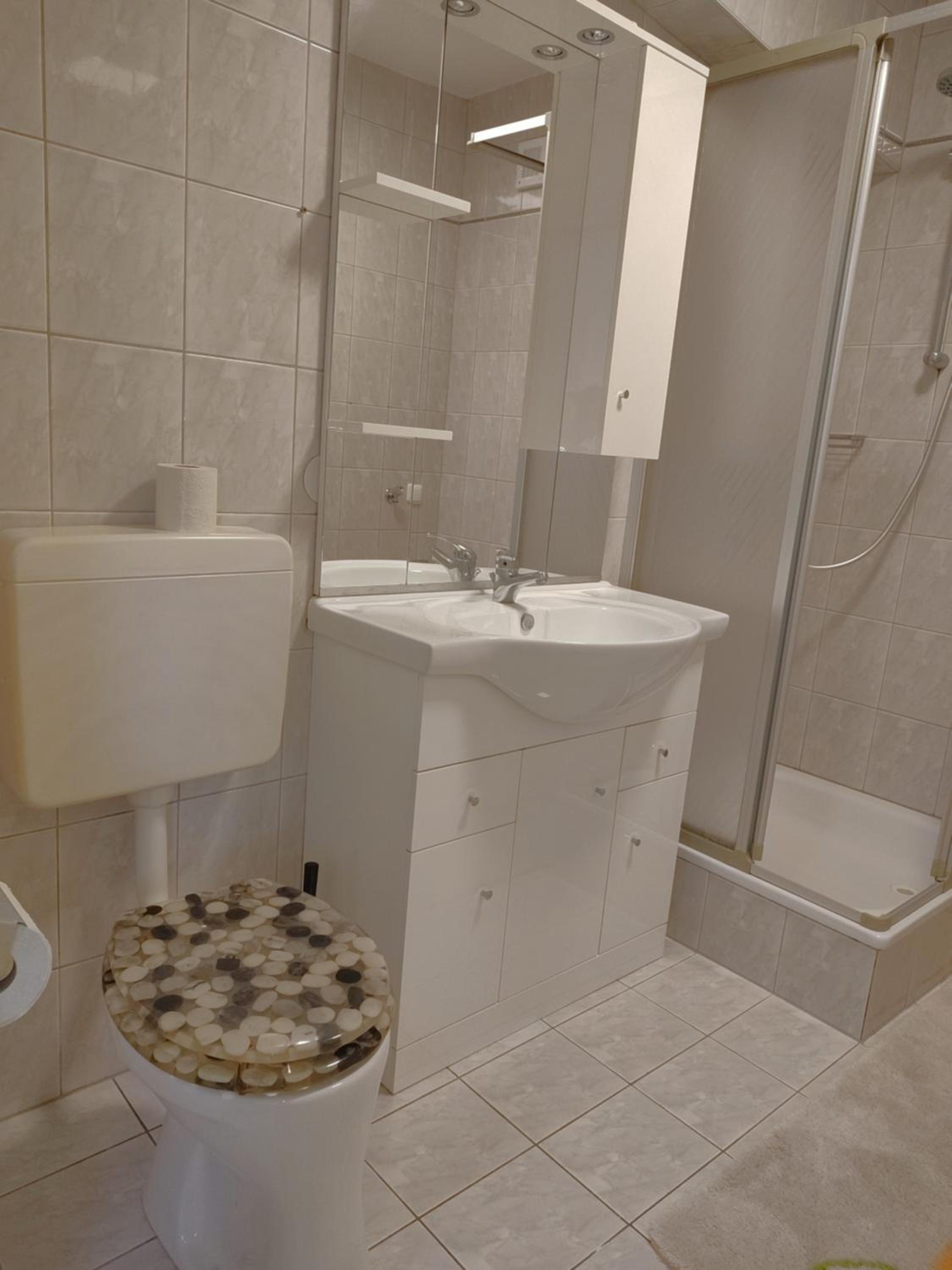 Apartment photo 3