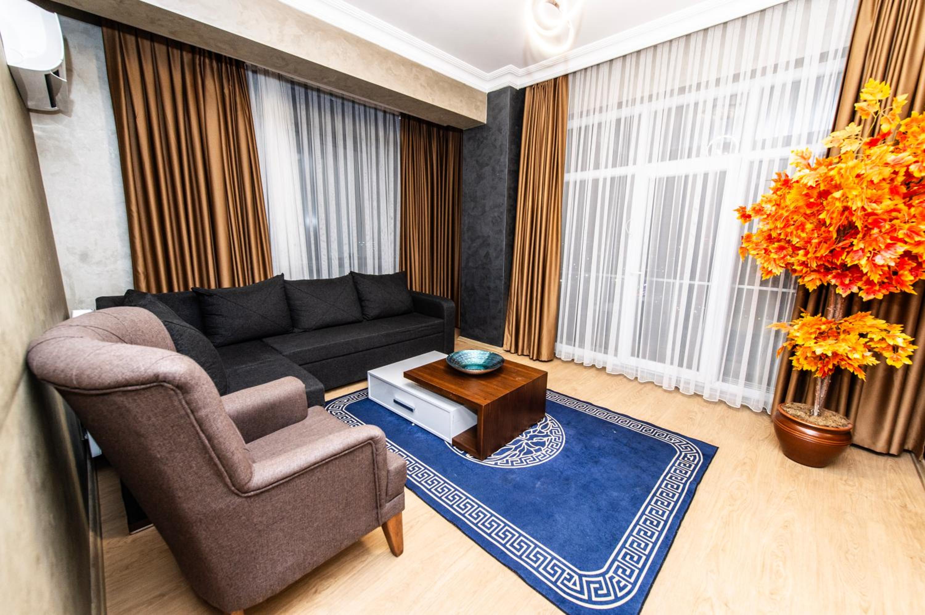 Deluxe Suite - Photo 4