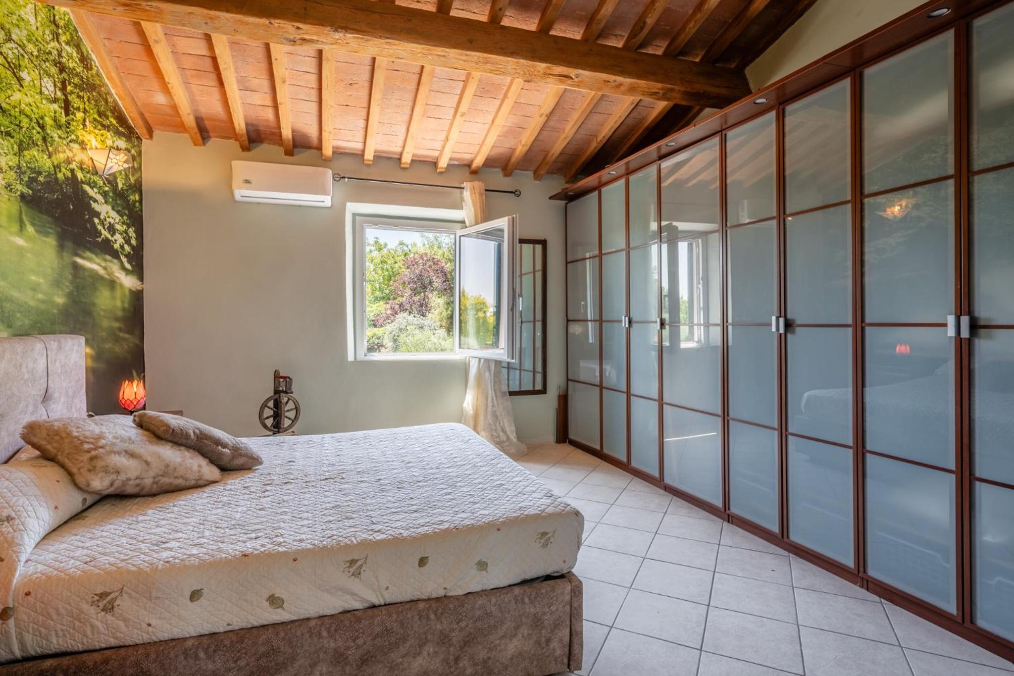 Villa with Garden View