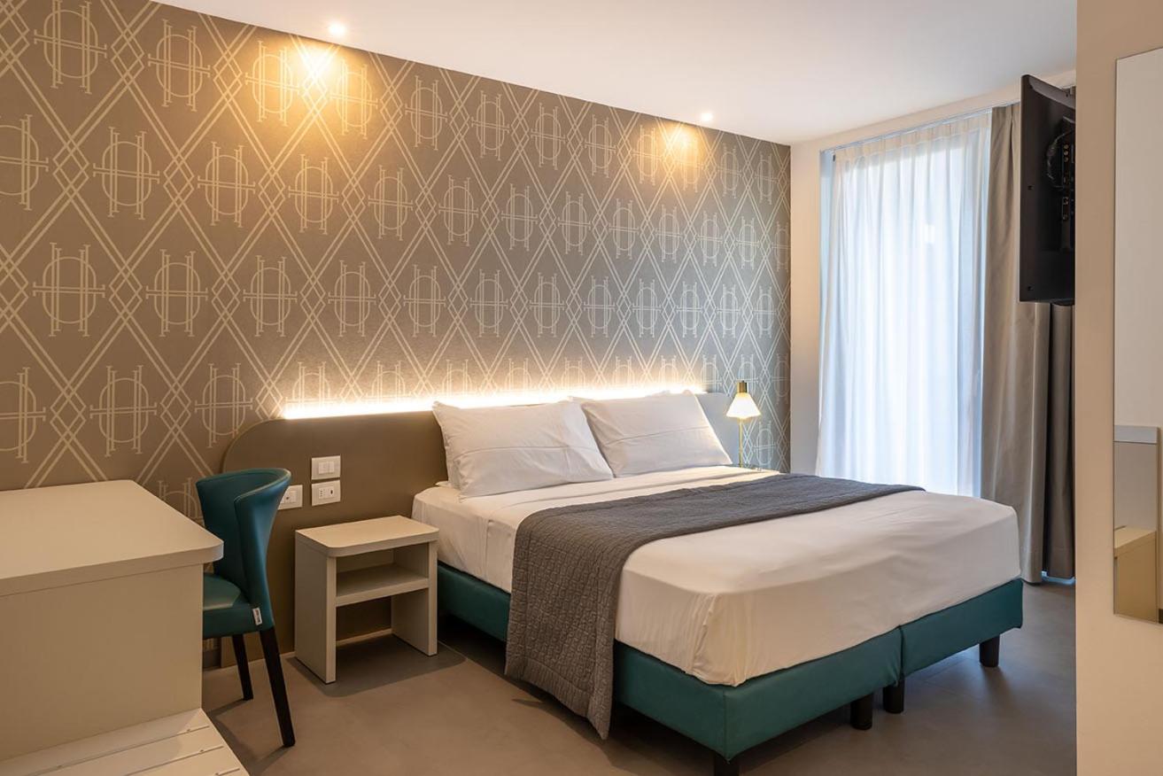 Classic Double or Twin Room - Photo 2