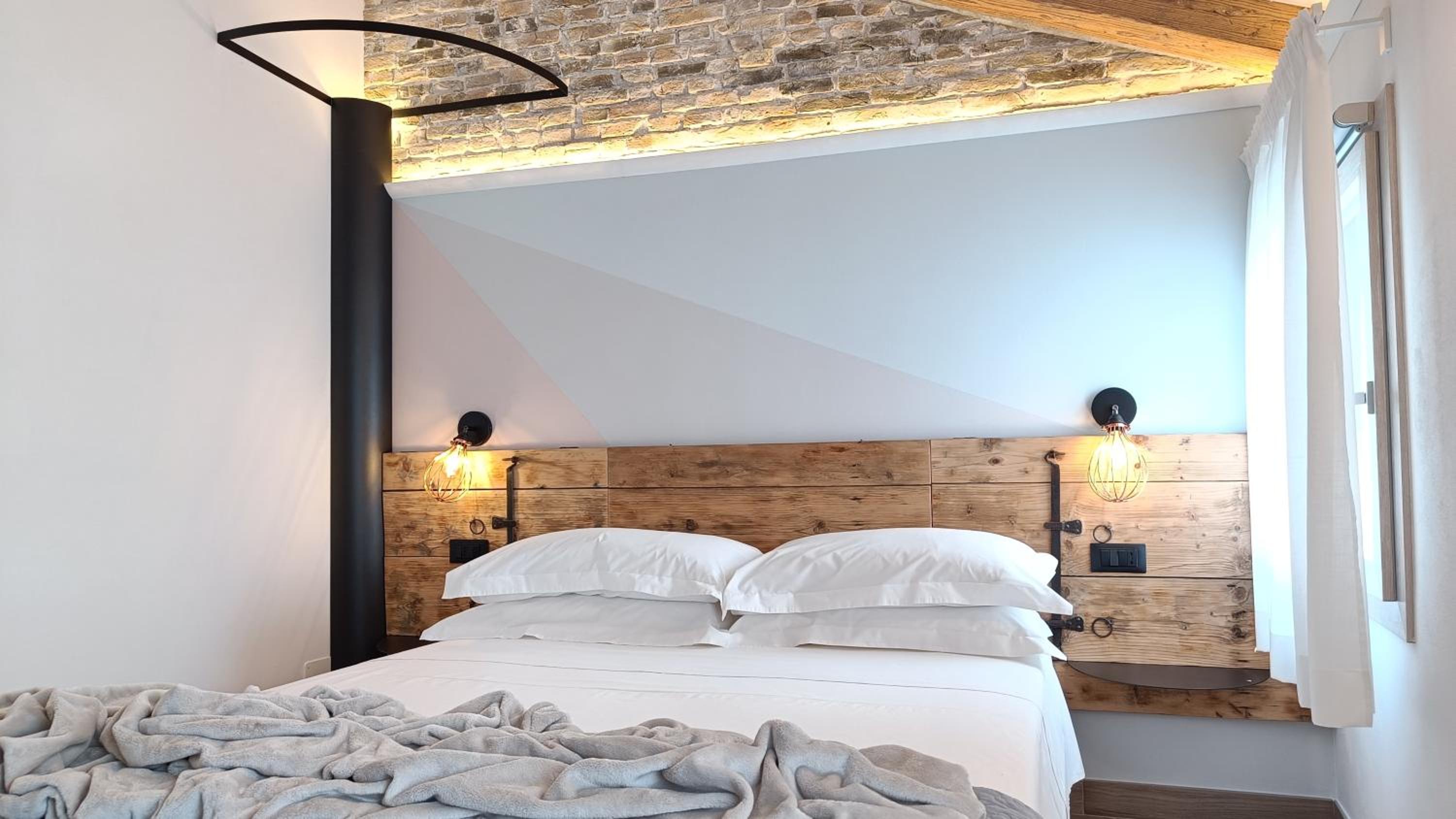 Double Room with Private Bathroom photo 2