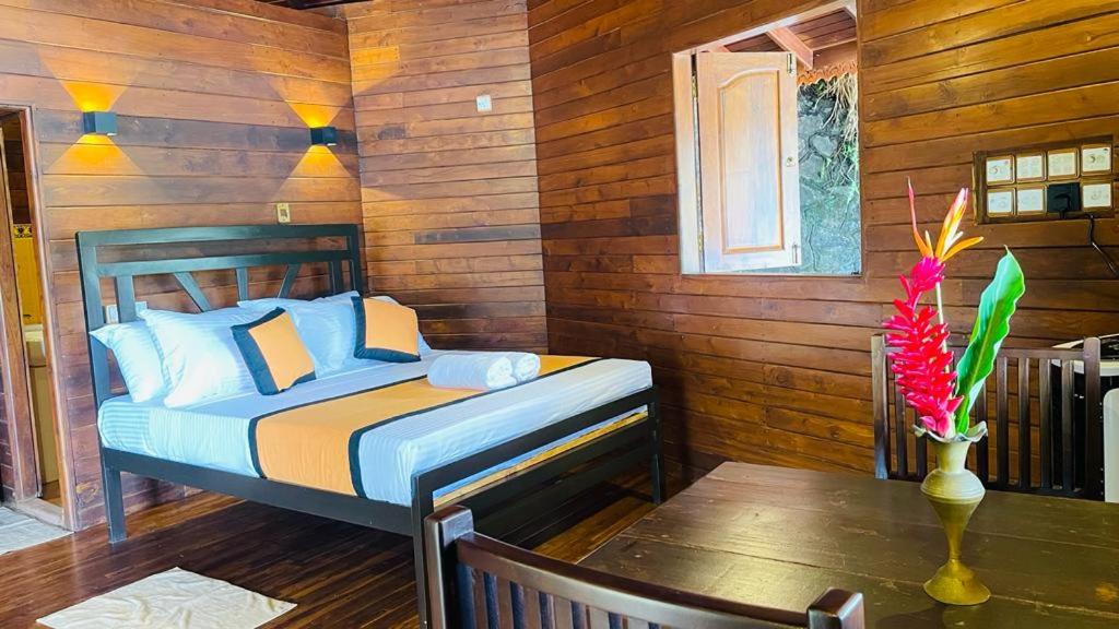 Deluxe Triple Room photo 2