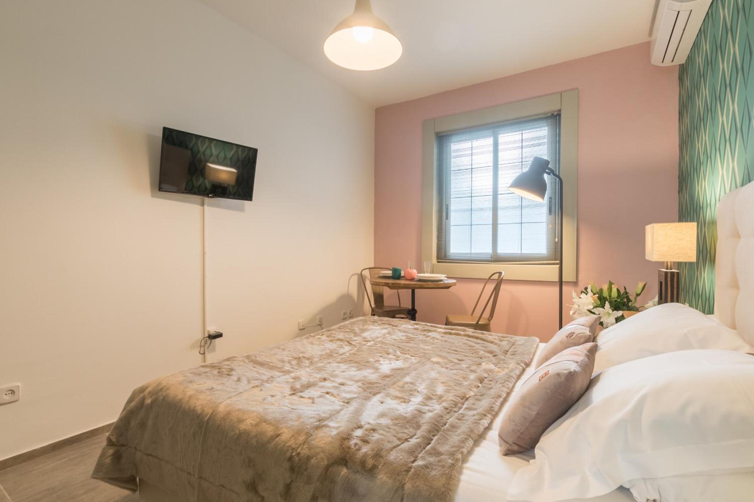 Studio Apartment Interior III - Photo 13