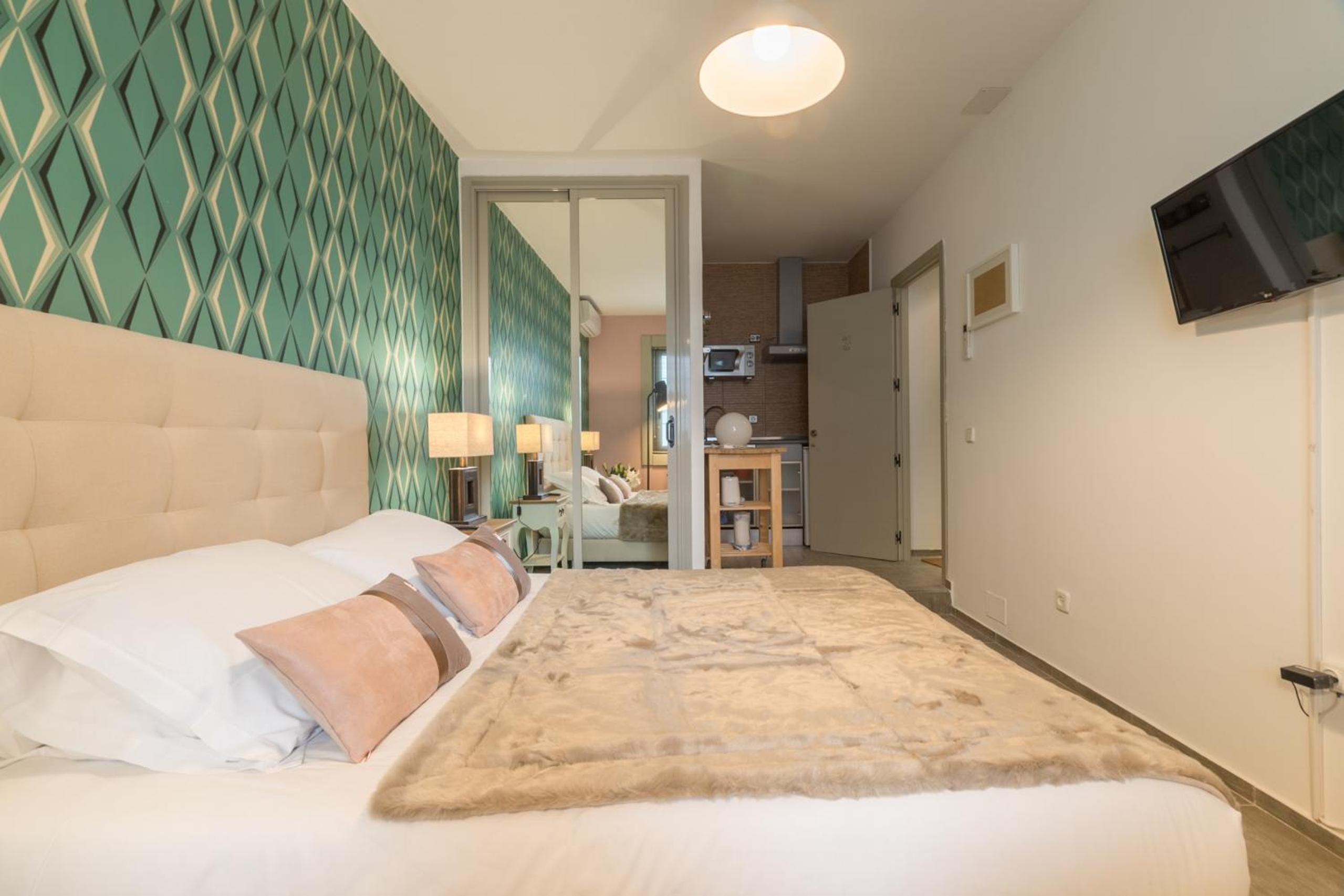 Studio Apartment Interior III - Photo 14