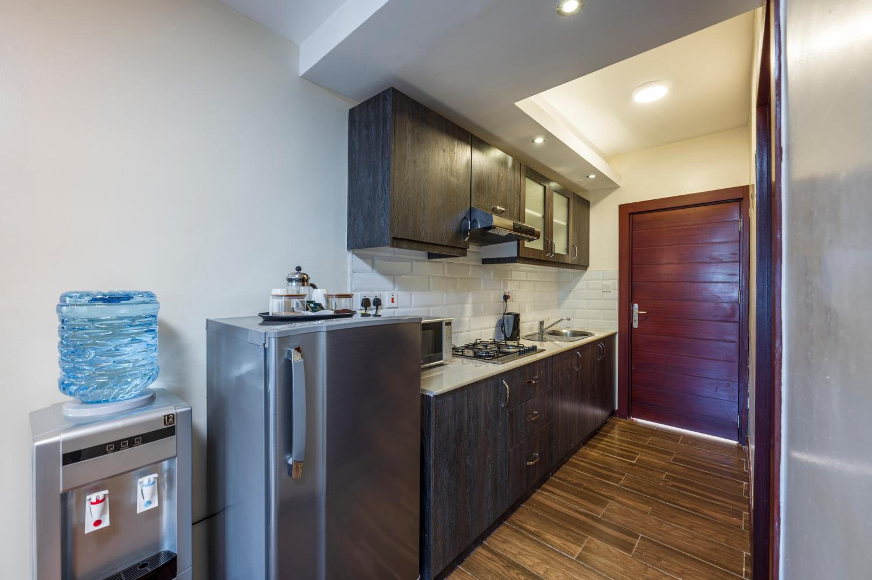 Studio Apartment - Photo 7