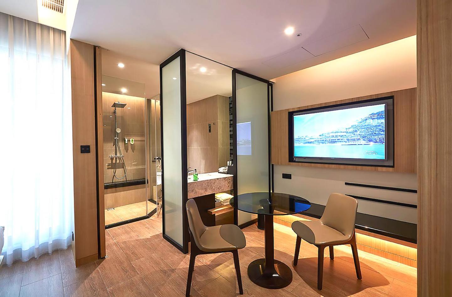 Large Twin Room
