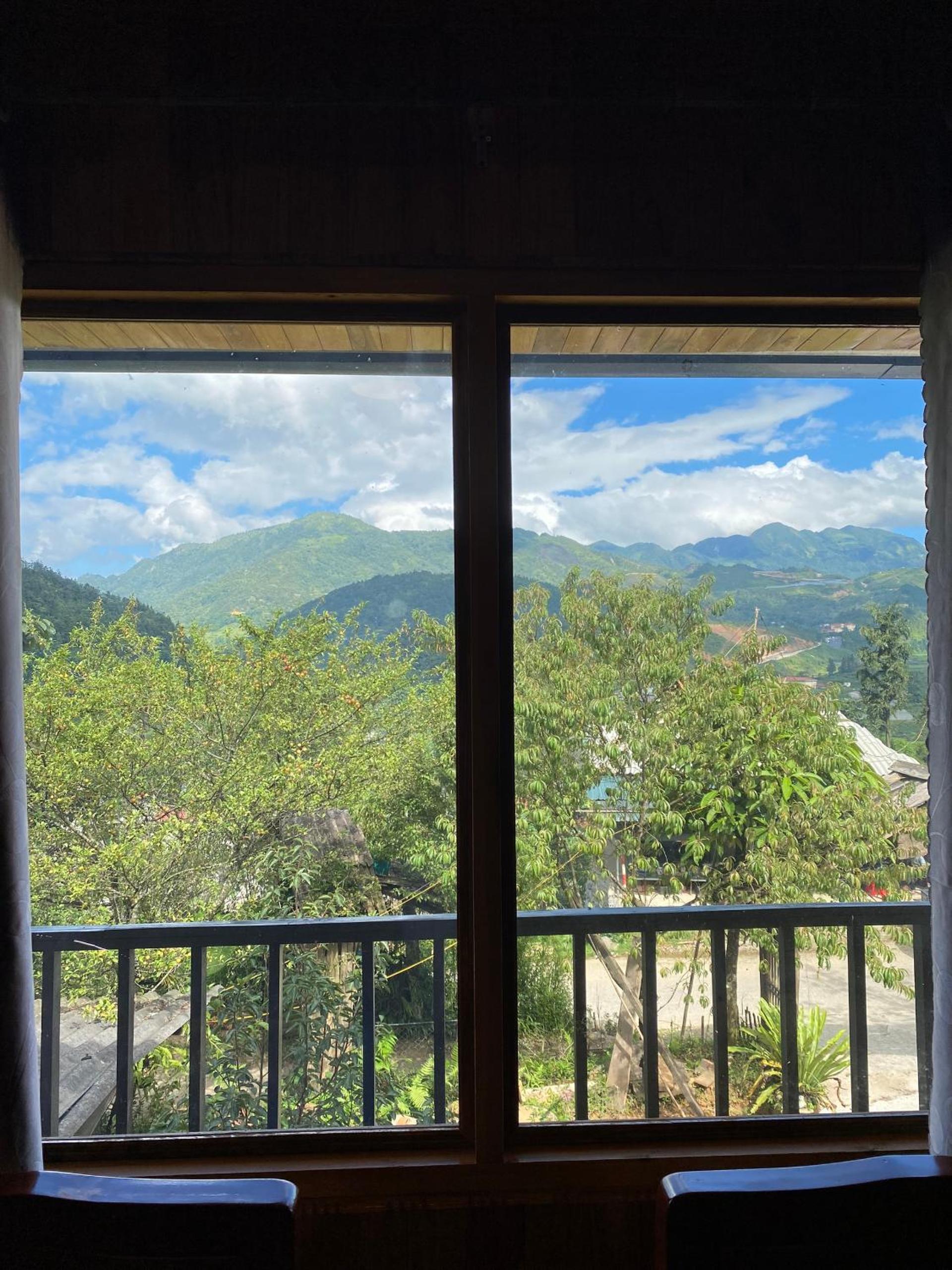 Twin Room with Balcony photo 3