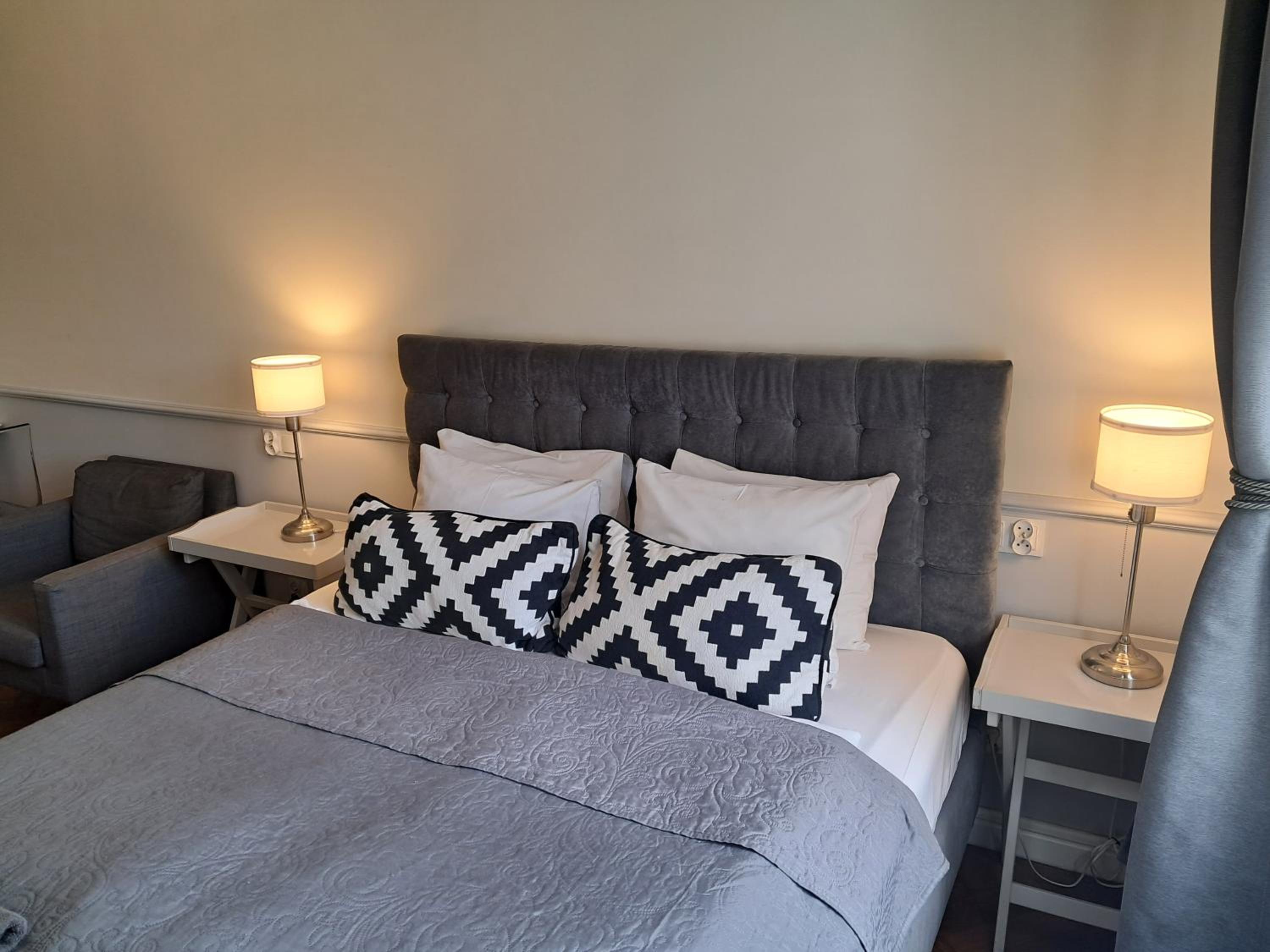 Apartment photo 1