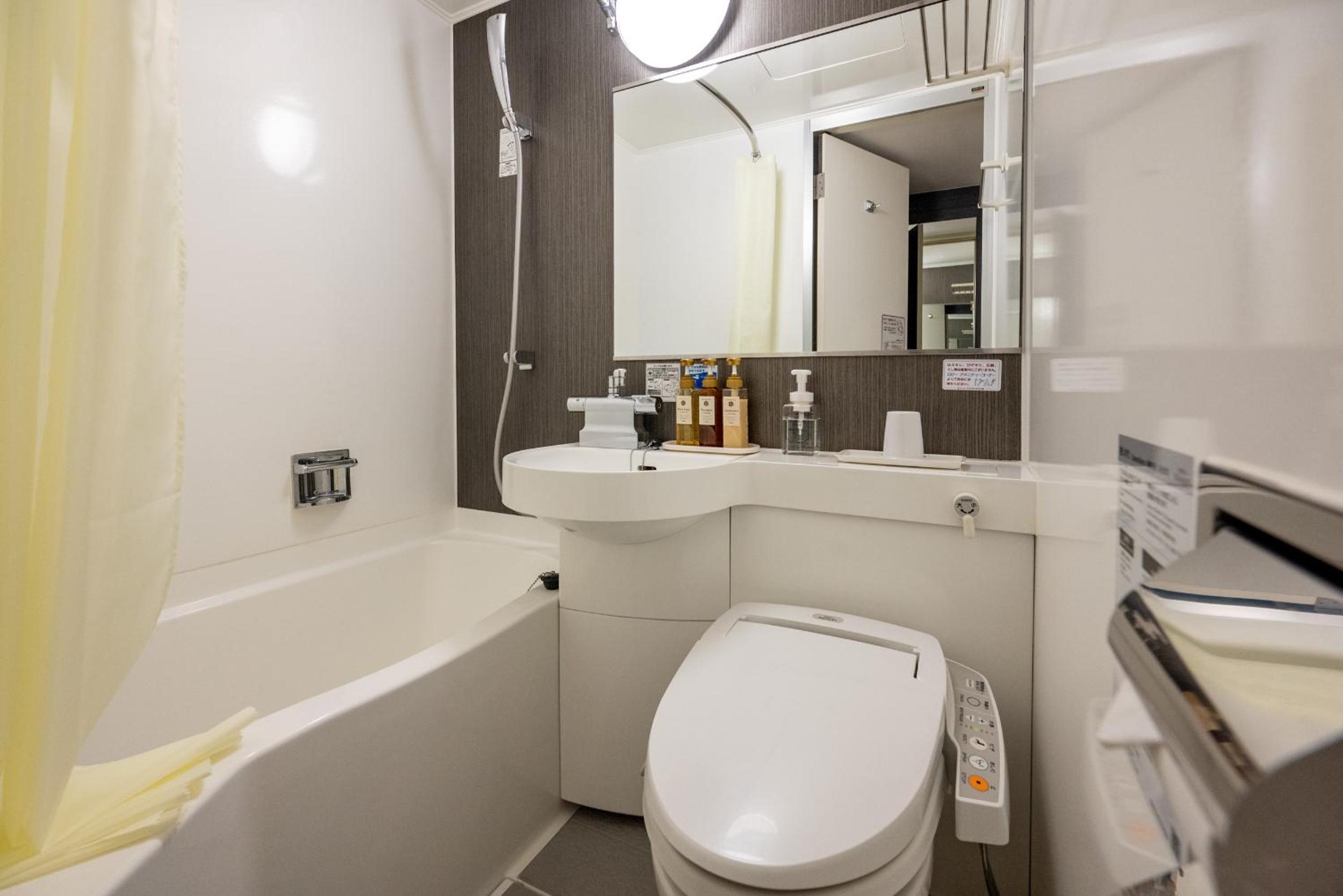 Special Offer - Double Room with Small Double Bed - Smoking, photo 6