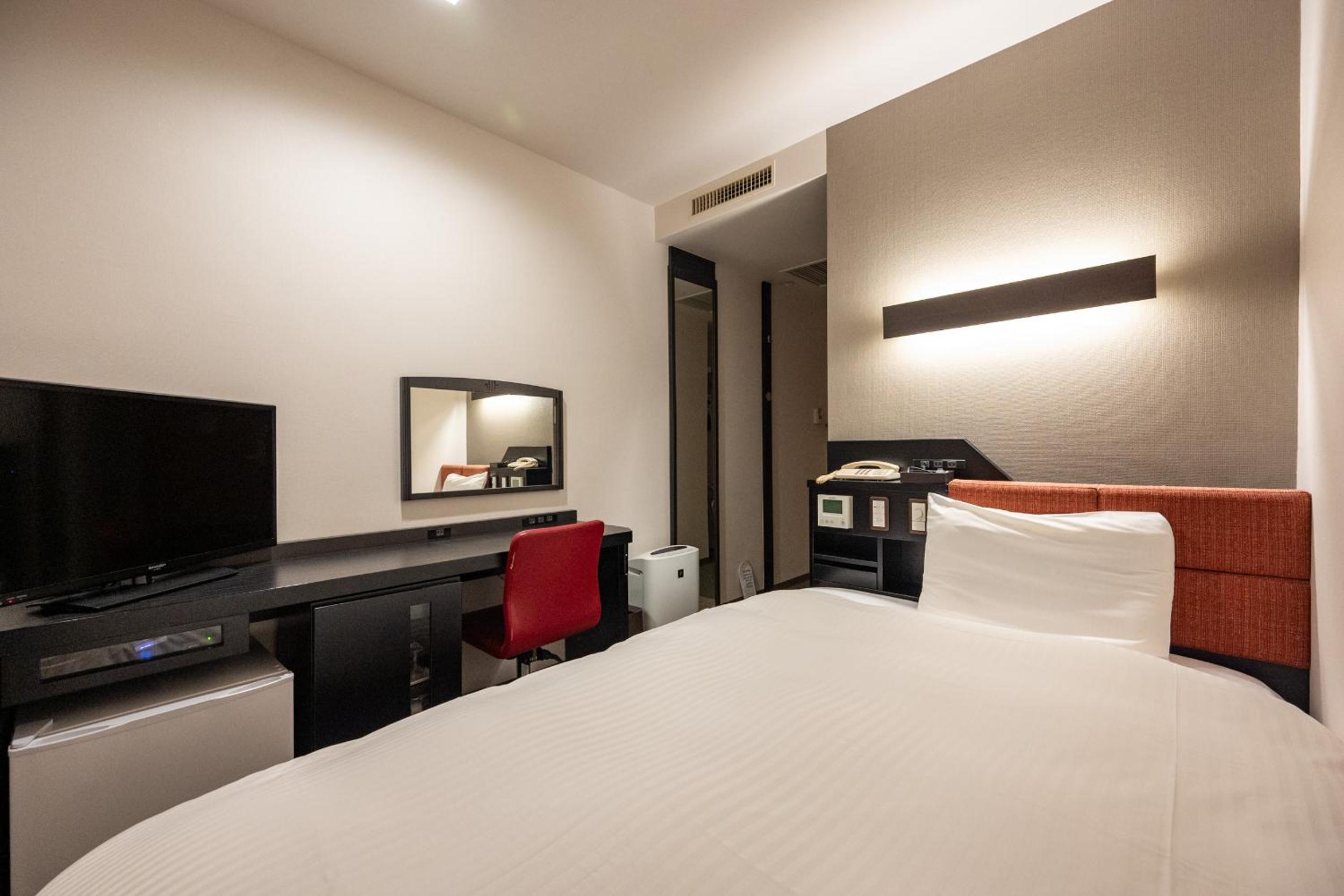 Double Room with Small Double Bed - Non-Smoking