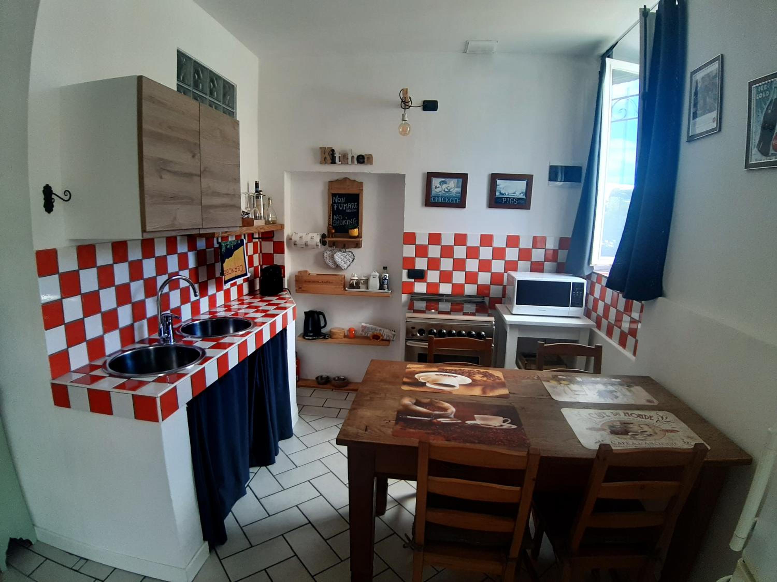 One-Bedroom House photo 3