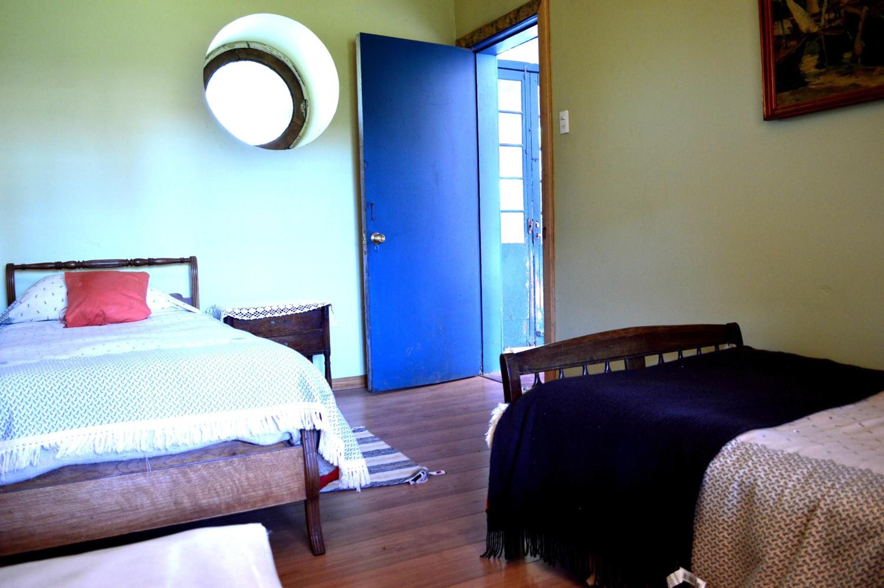 Twin Room with Private Bathroom photo 3