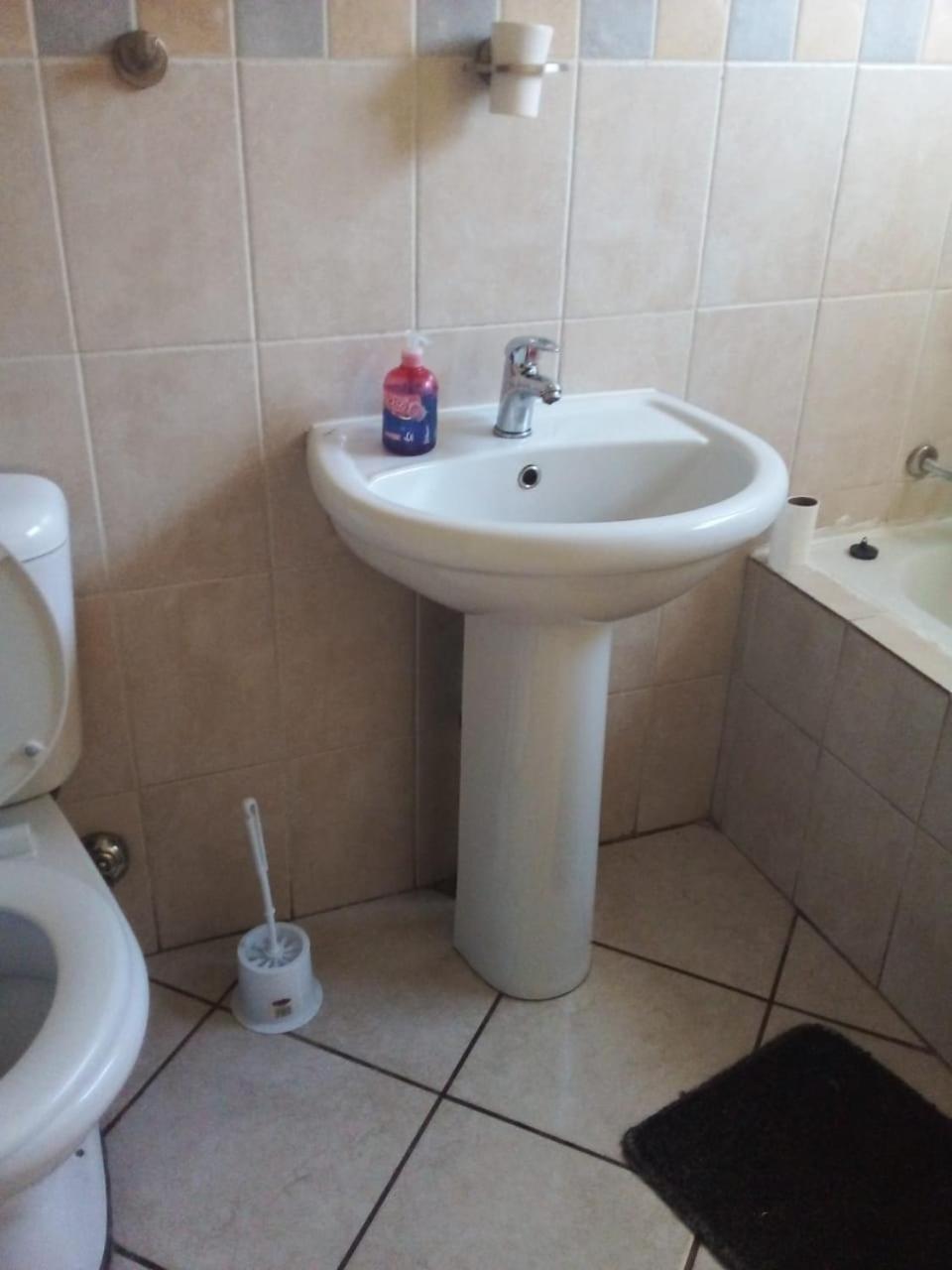 Double Room With Shared Toilet