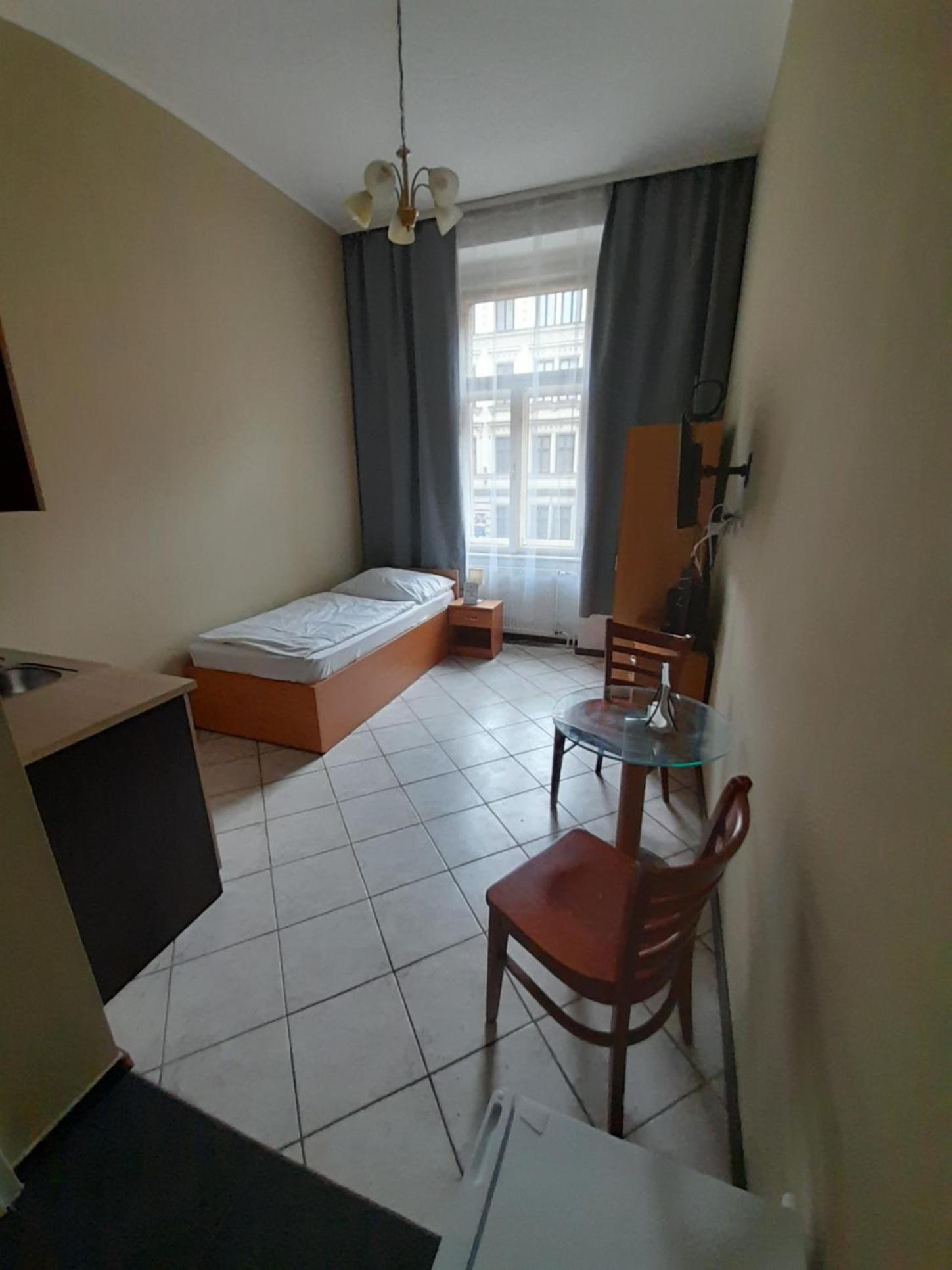 Economy Single Room