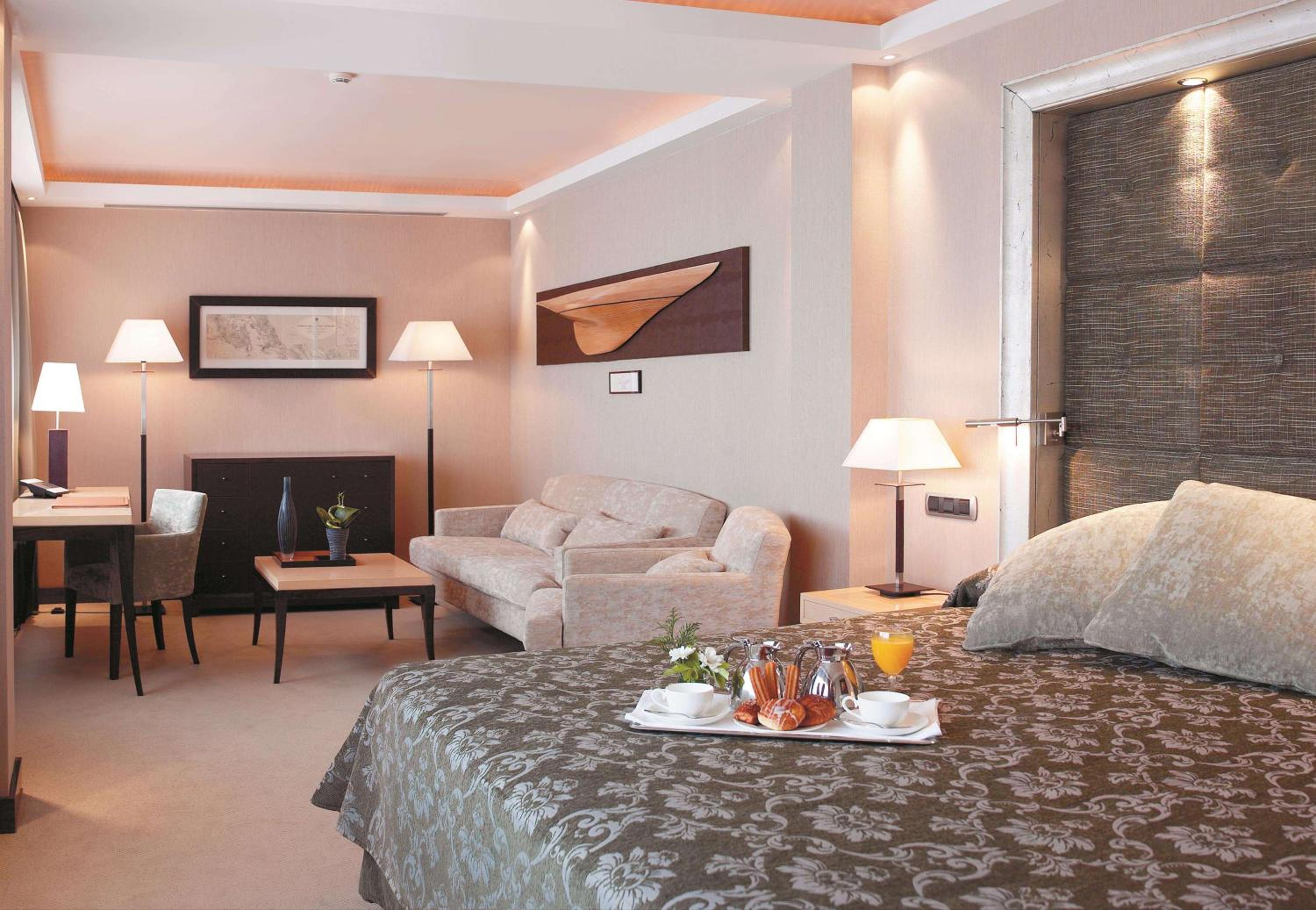 Junior Suite with Sea View - Photo 10