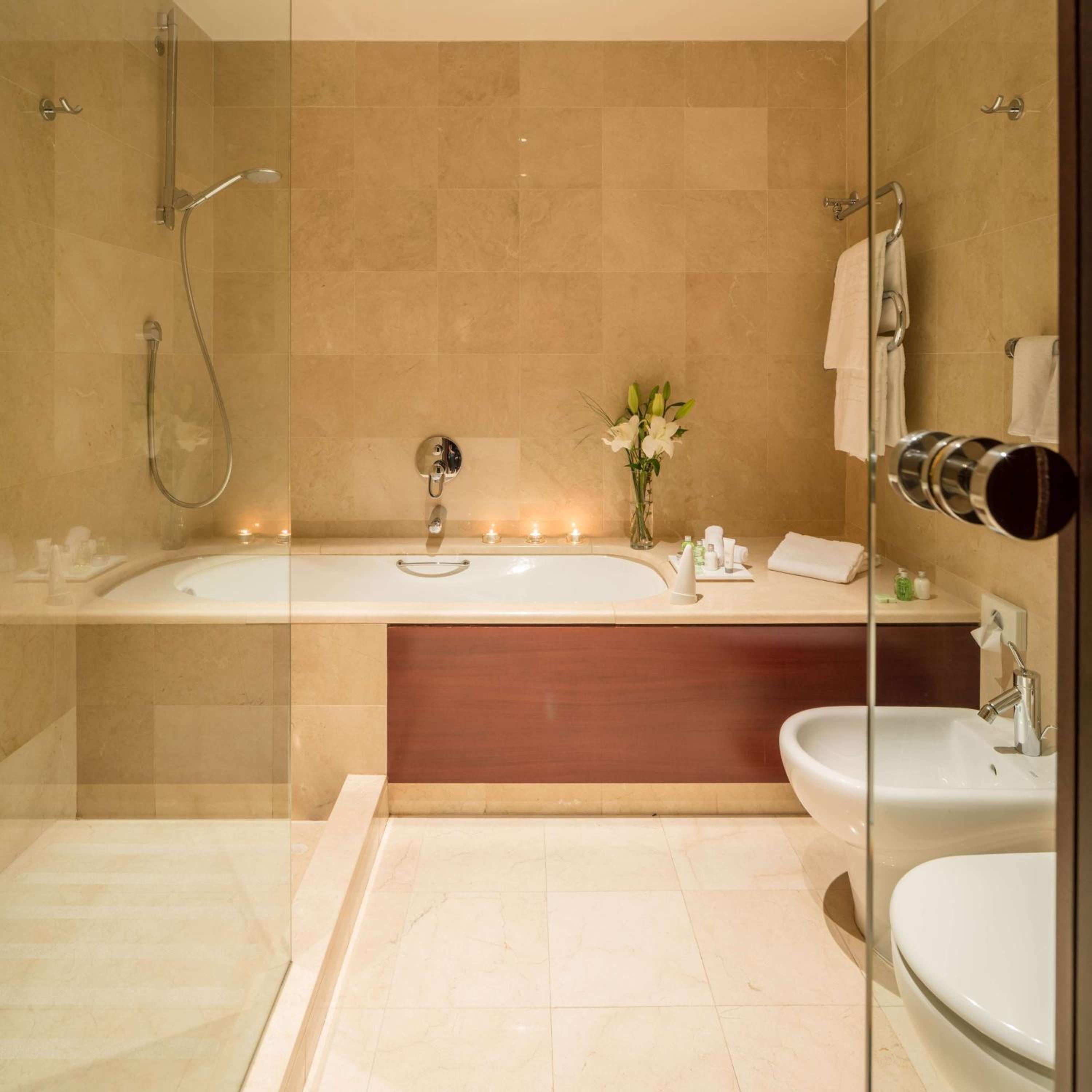 Suite with Sea View - Photo 5