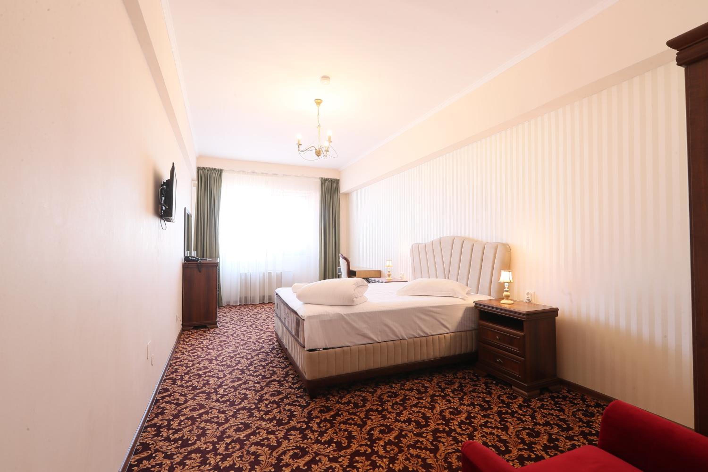 Double Room - Photo 3