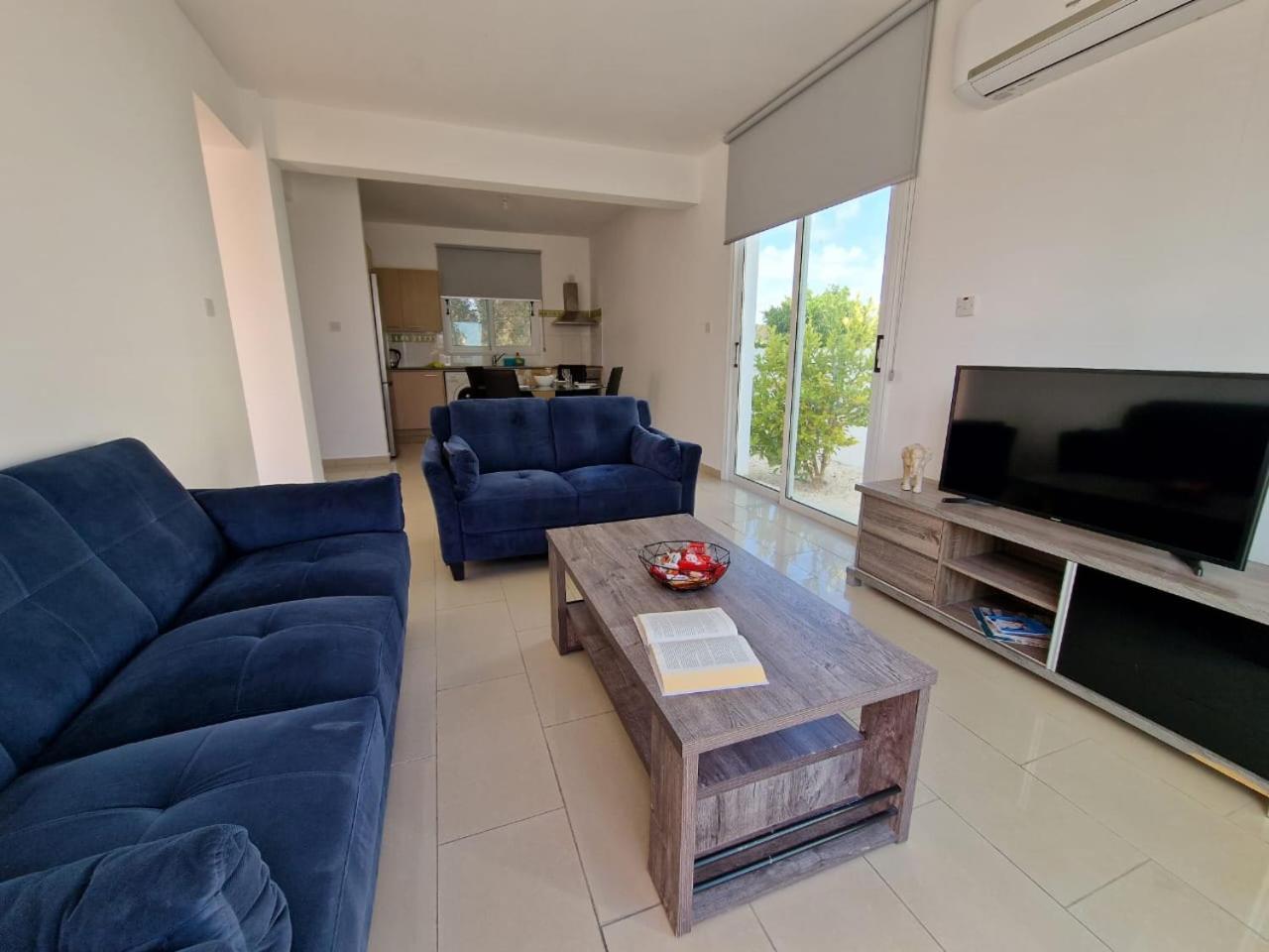 Villa with Sea View photo 1