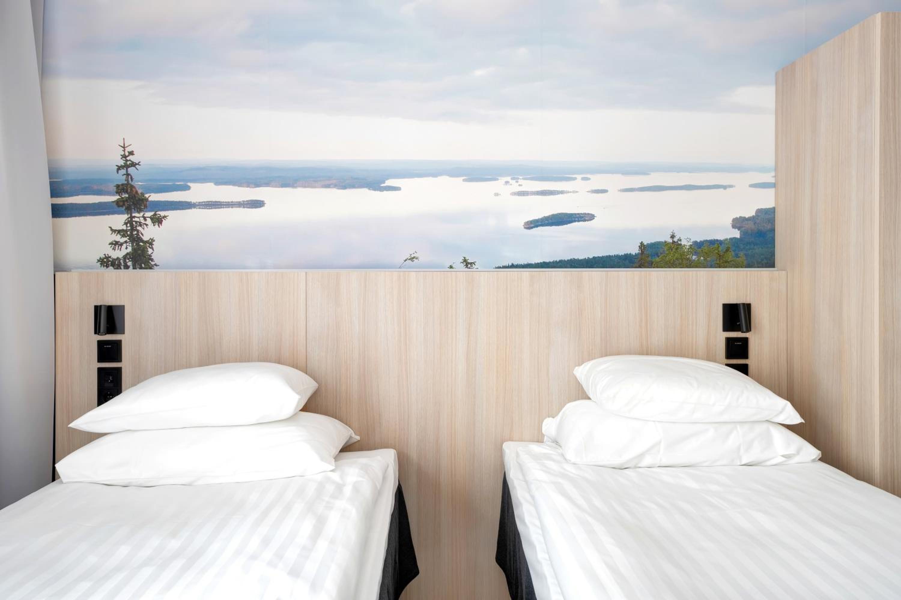 Standard Quadruple Room - Photo 8