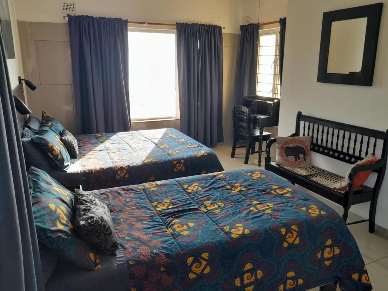 Deluxe Triple Room with Sea View