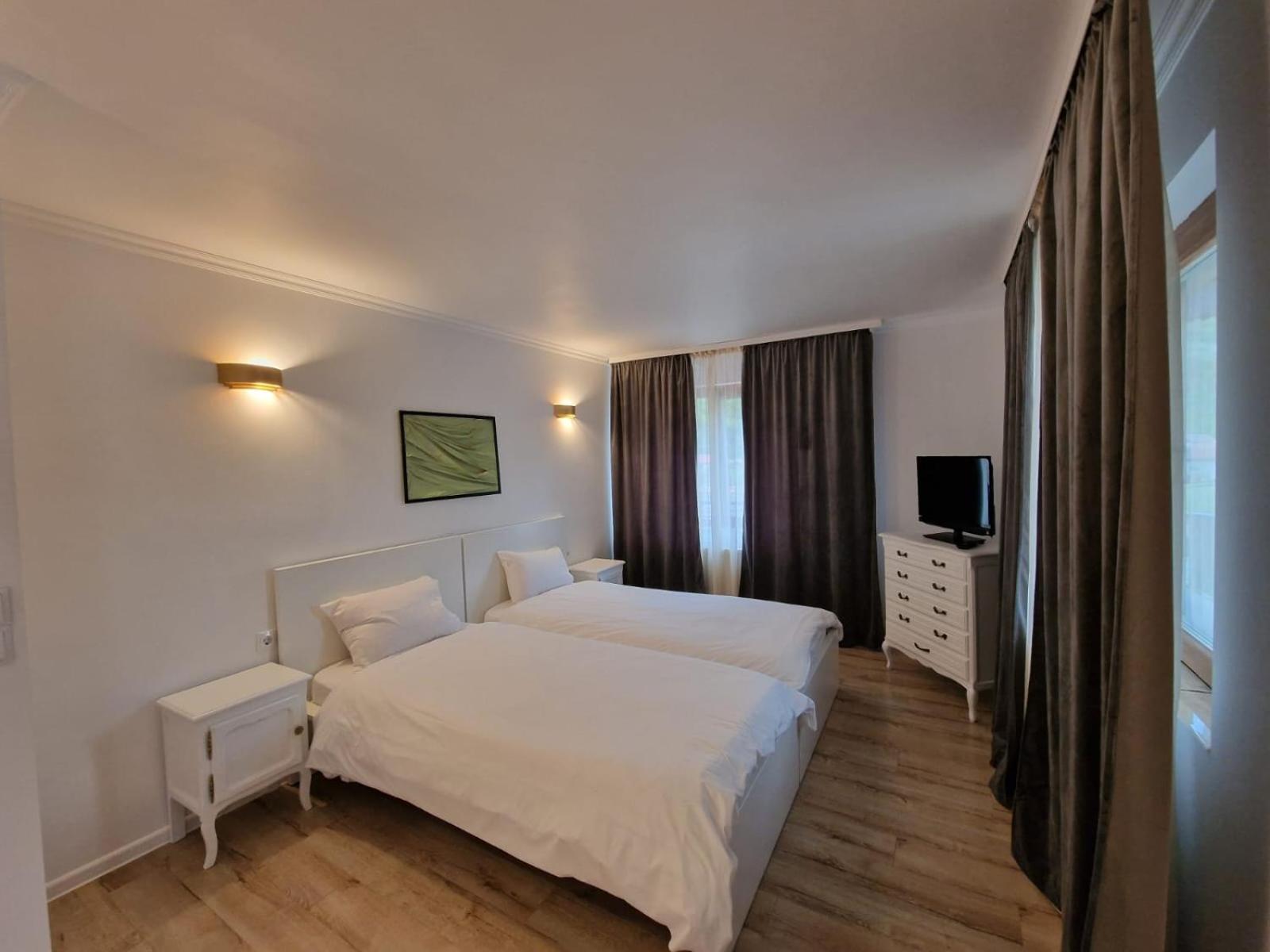 Twin/Double Room photo 1
