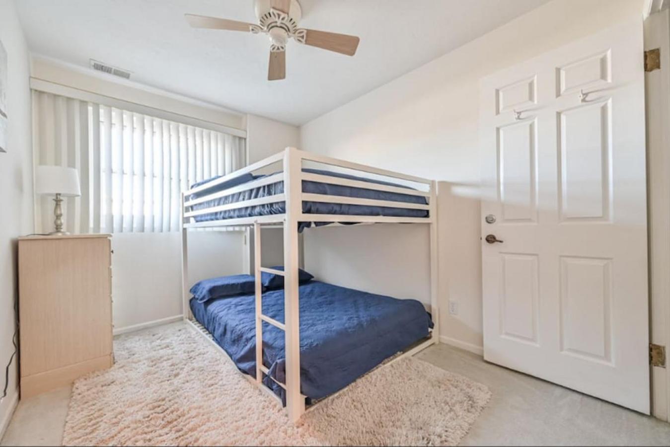 Apartment photo 1