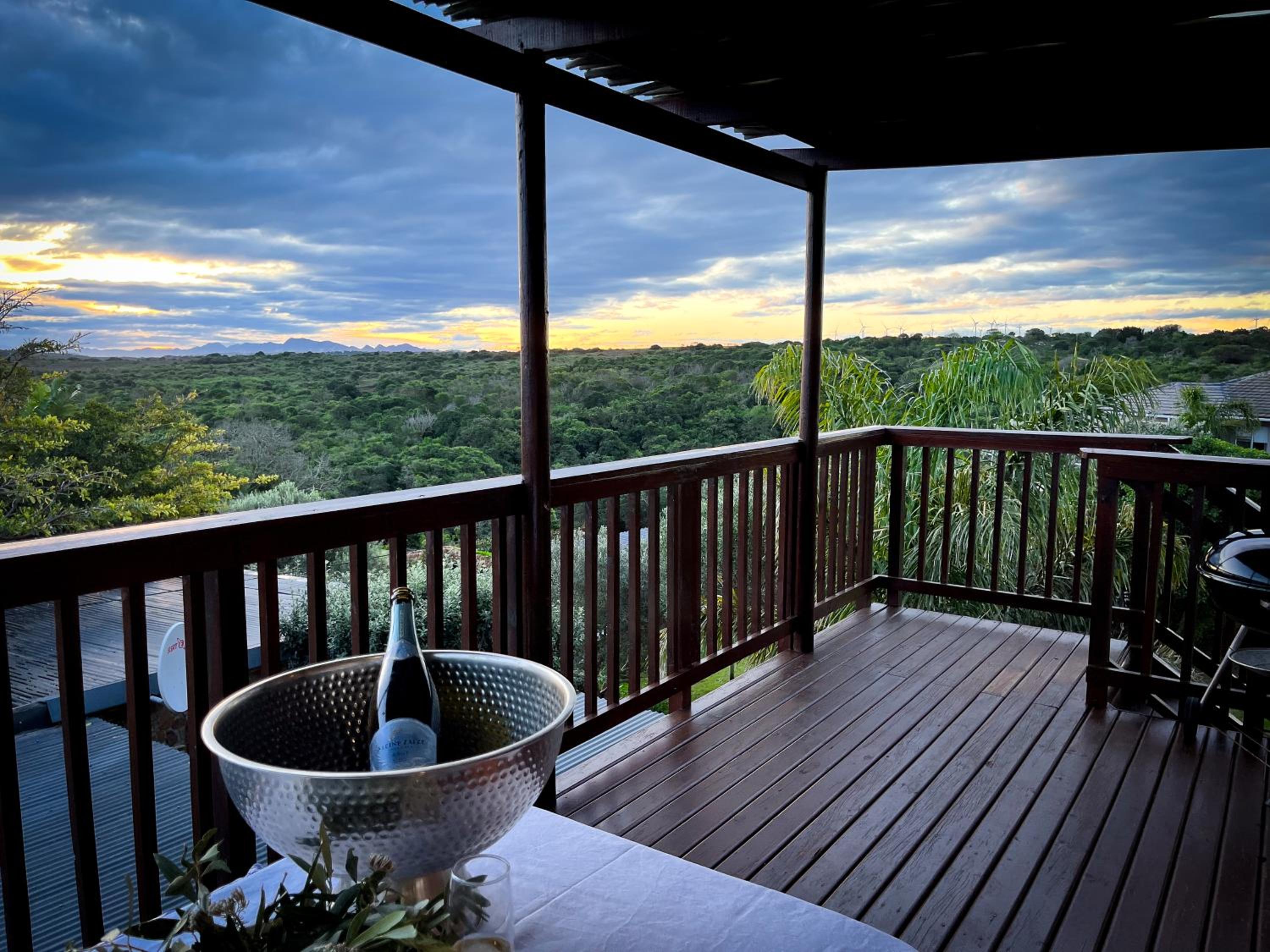 Apartment with Sea View - Photo 18
