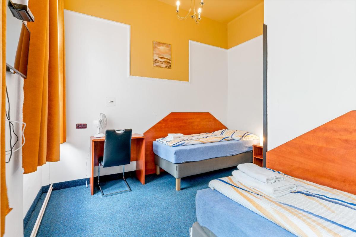Twin Room photo 1