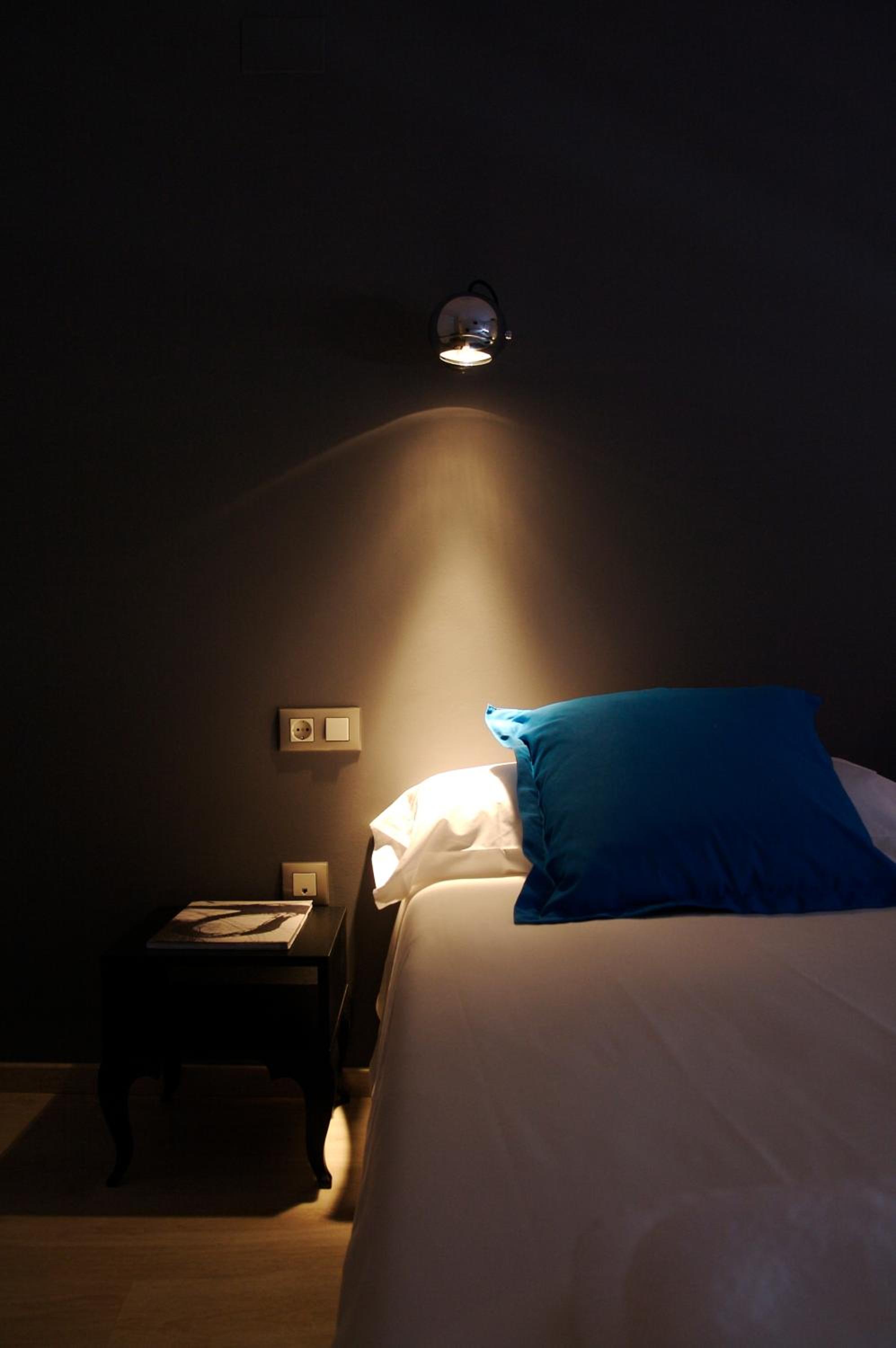 Double Room - Photo 8