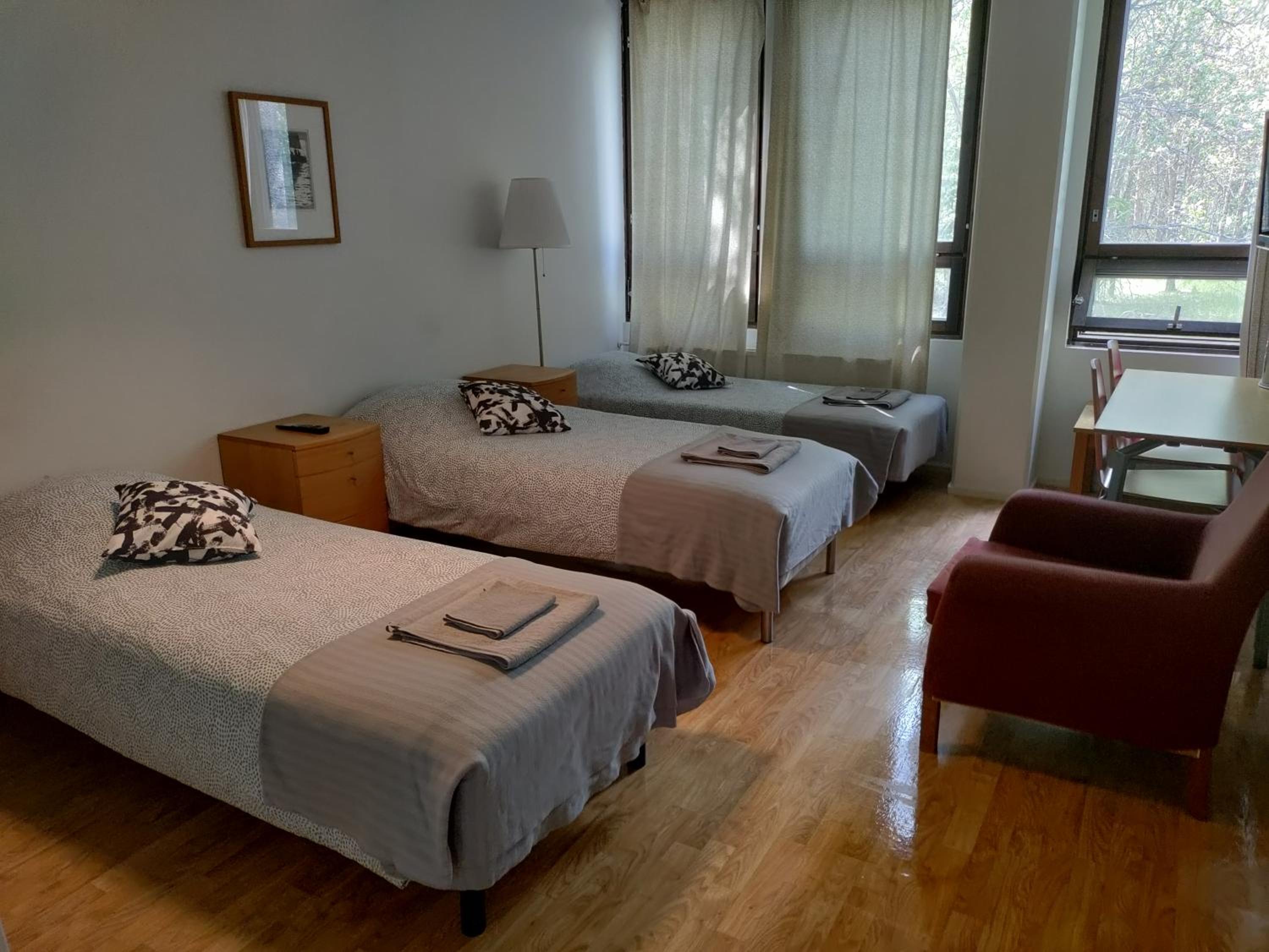 Triple Room with Shared Bathroom photo 2
