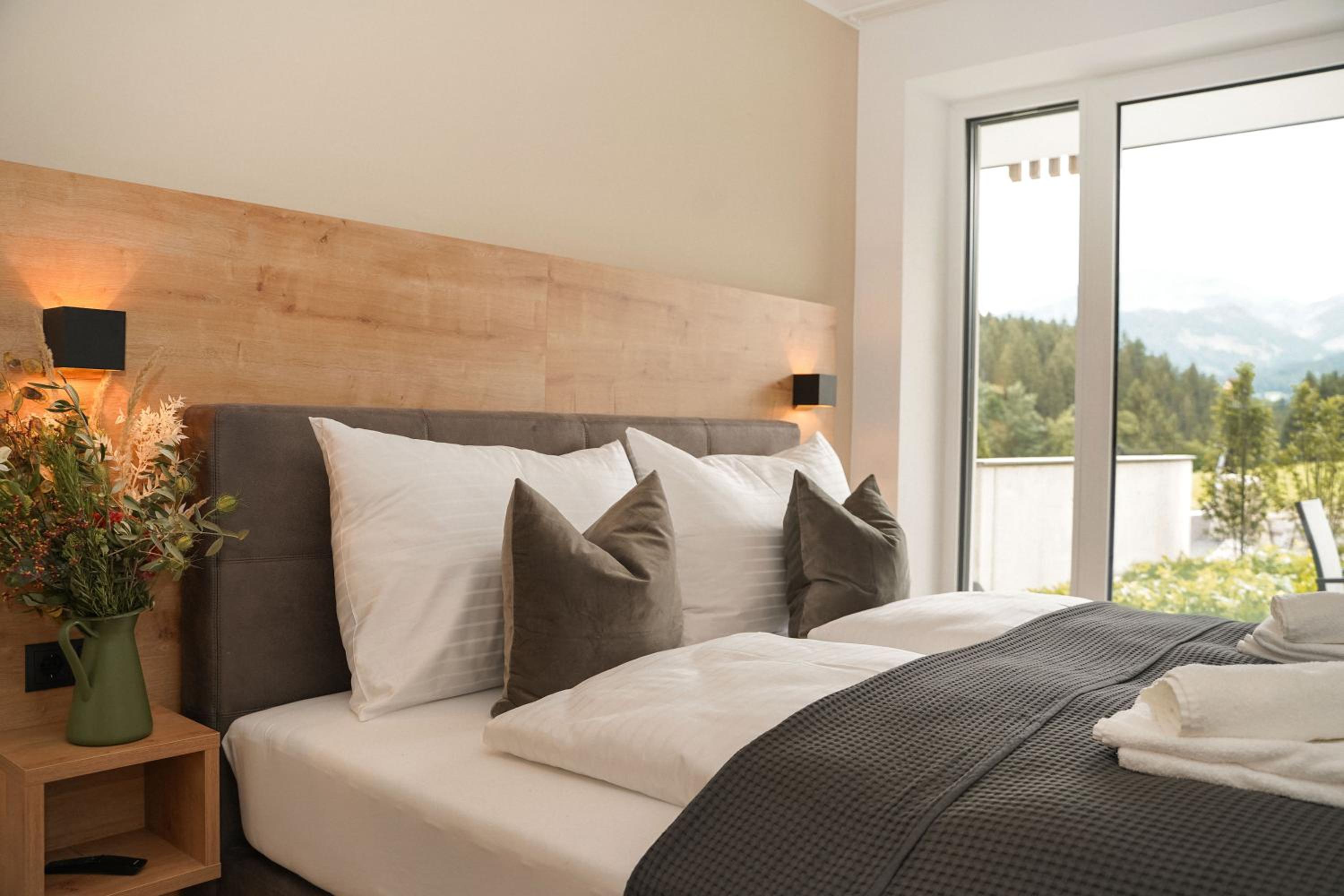 Superior Suite with Garden