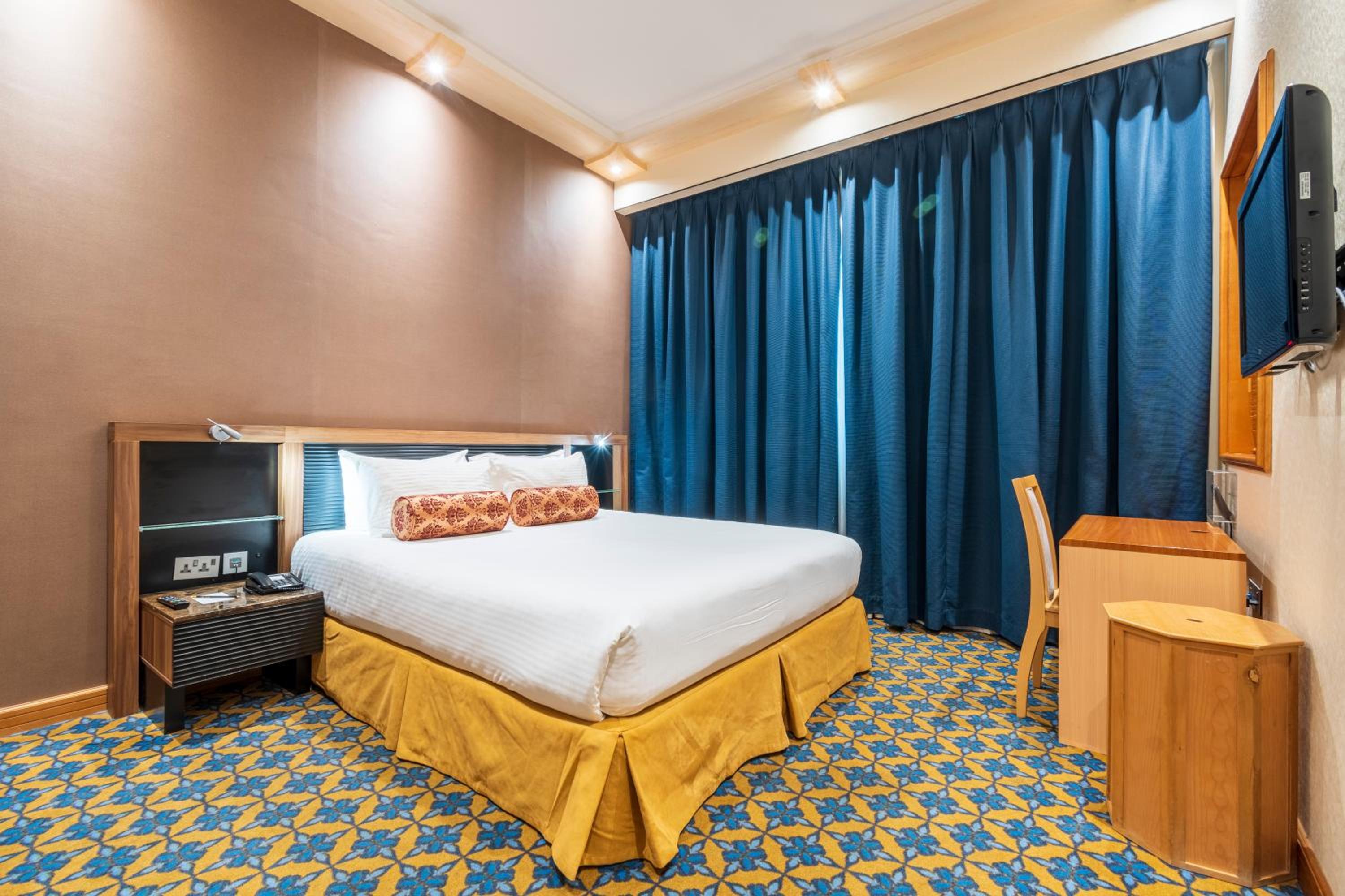 One-Bedroom Executive Suite  - Photo 3