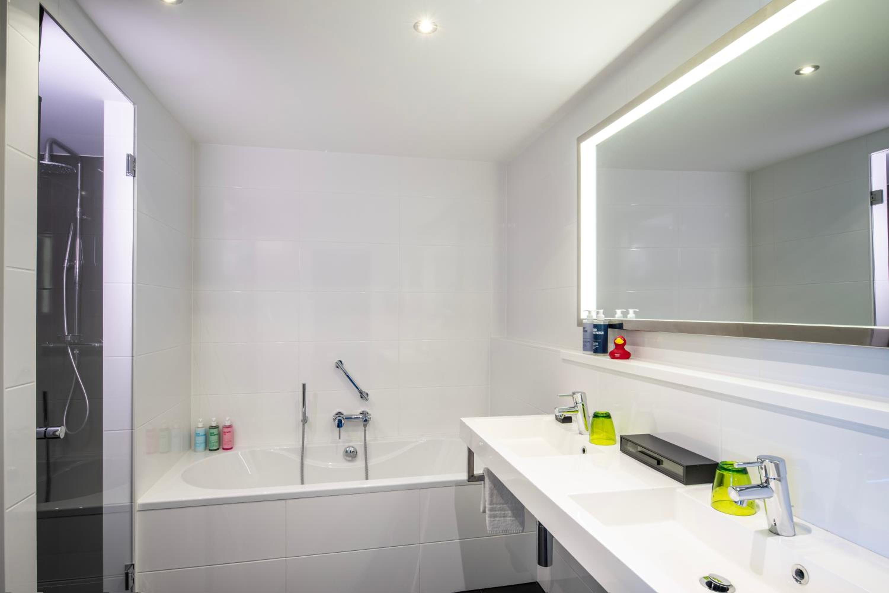 Royal Suite - Photo 2
