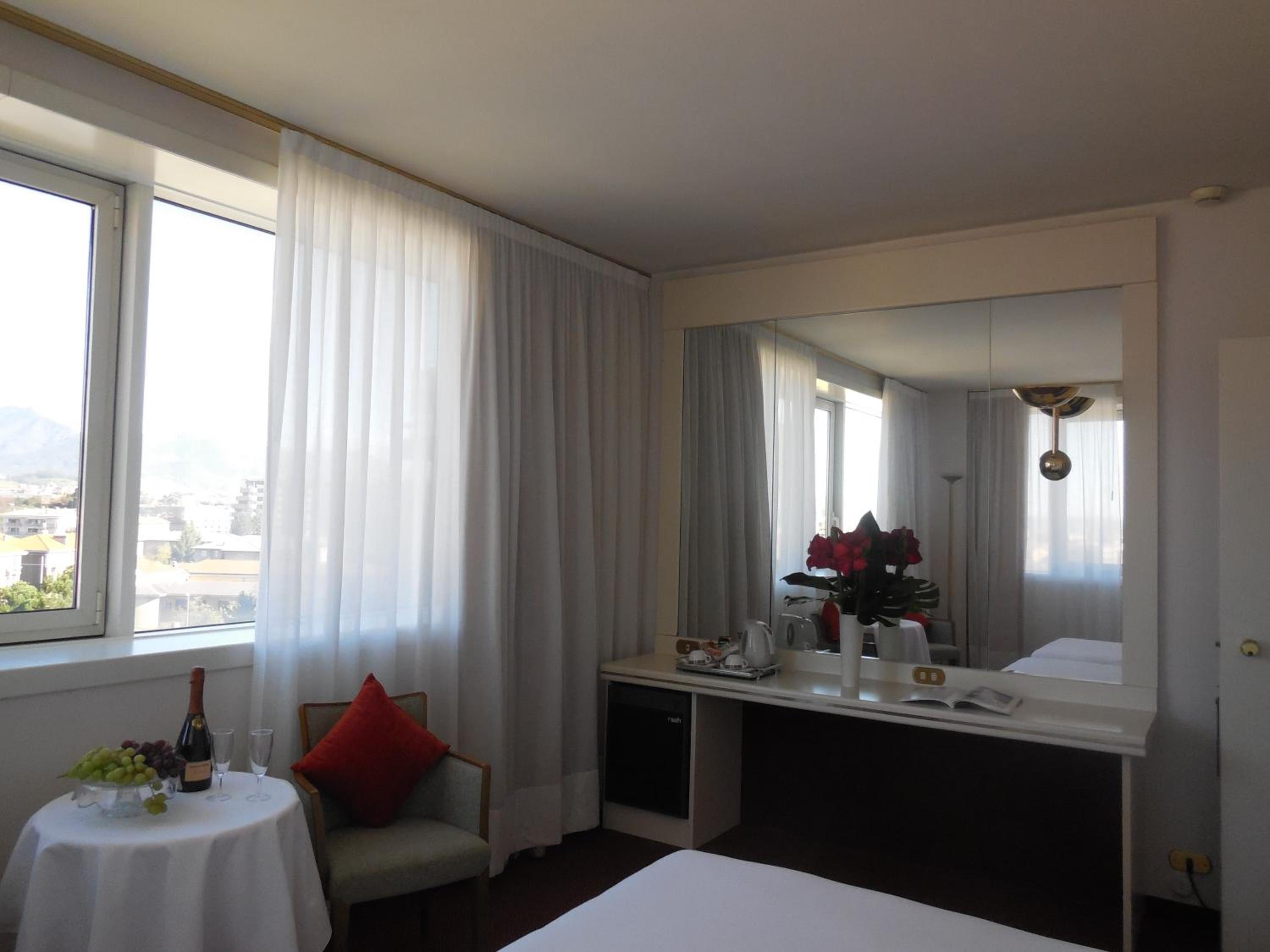Executive Double Room - Photo 6