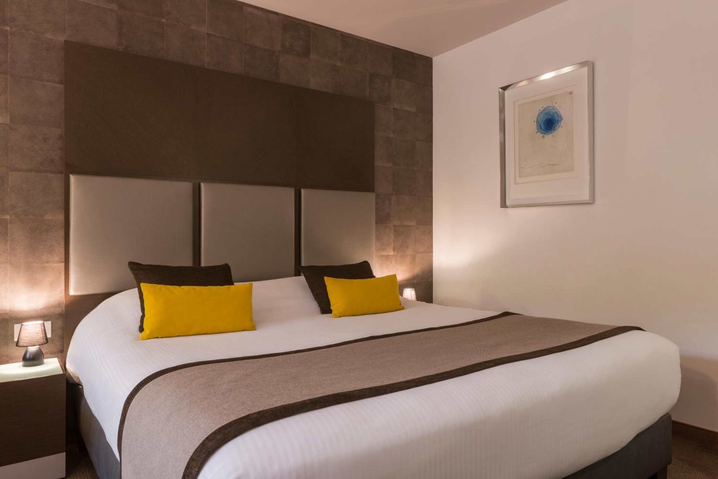Standard Single or Double Room photo 2