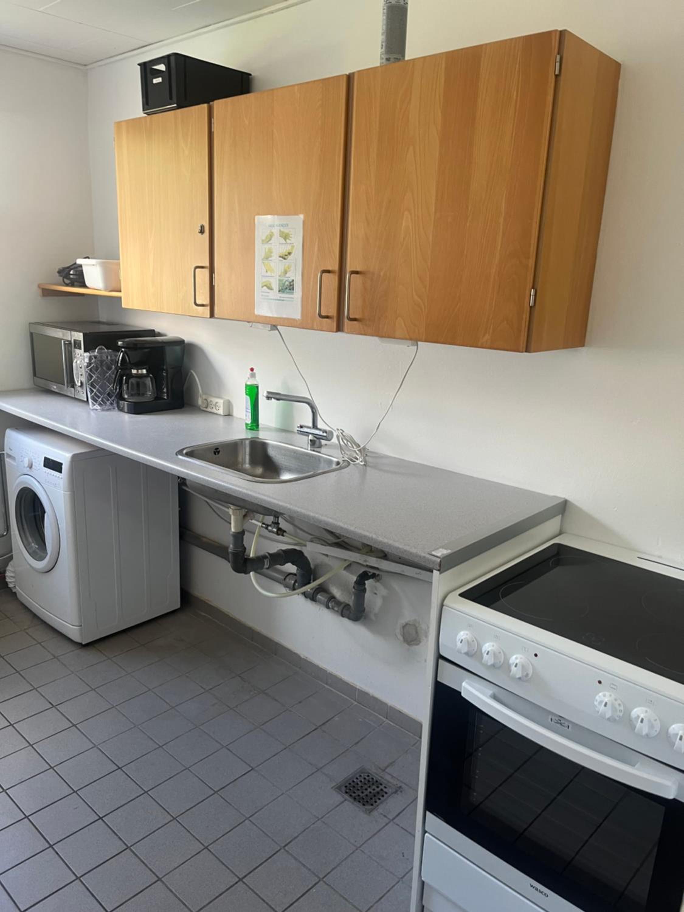 Double Or Twin Room With Private Bathroom photo 3