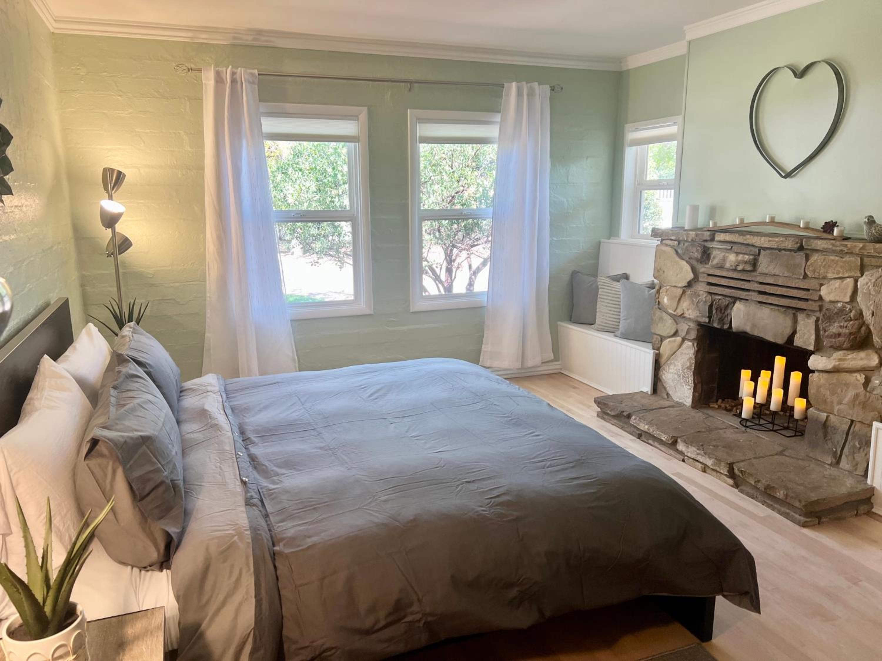 Three-Bedroom House photo 1