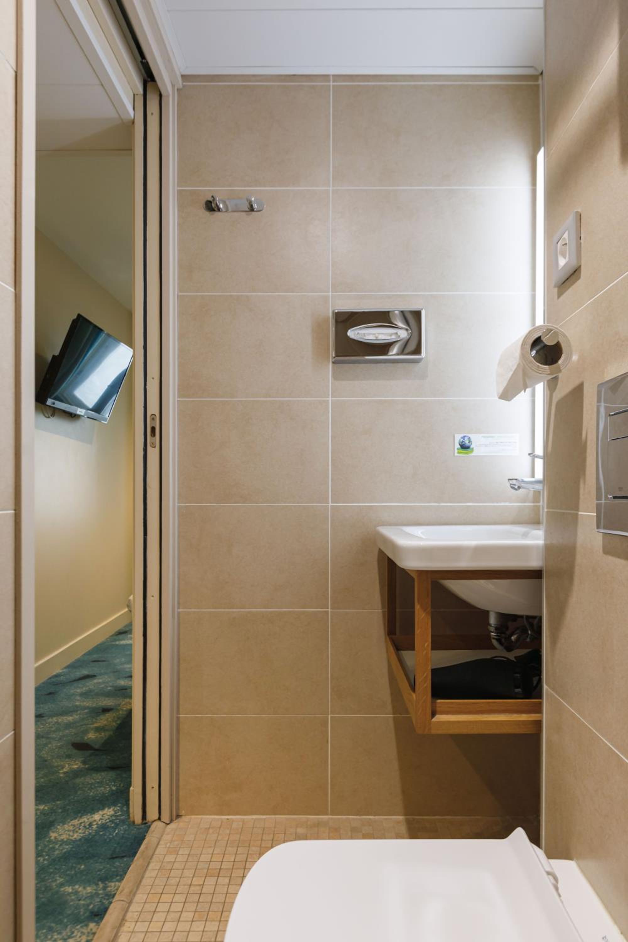 Air-conditioned Classic Double Room