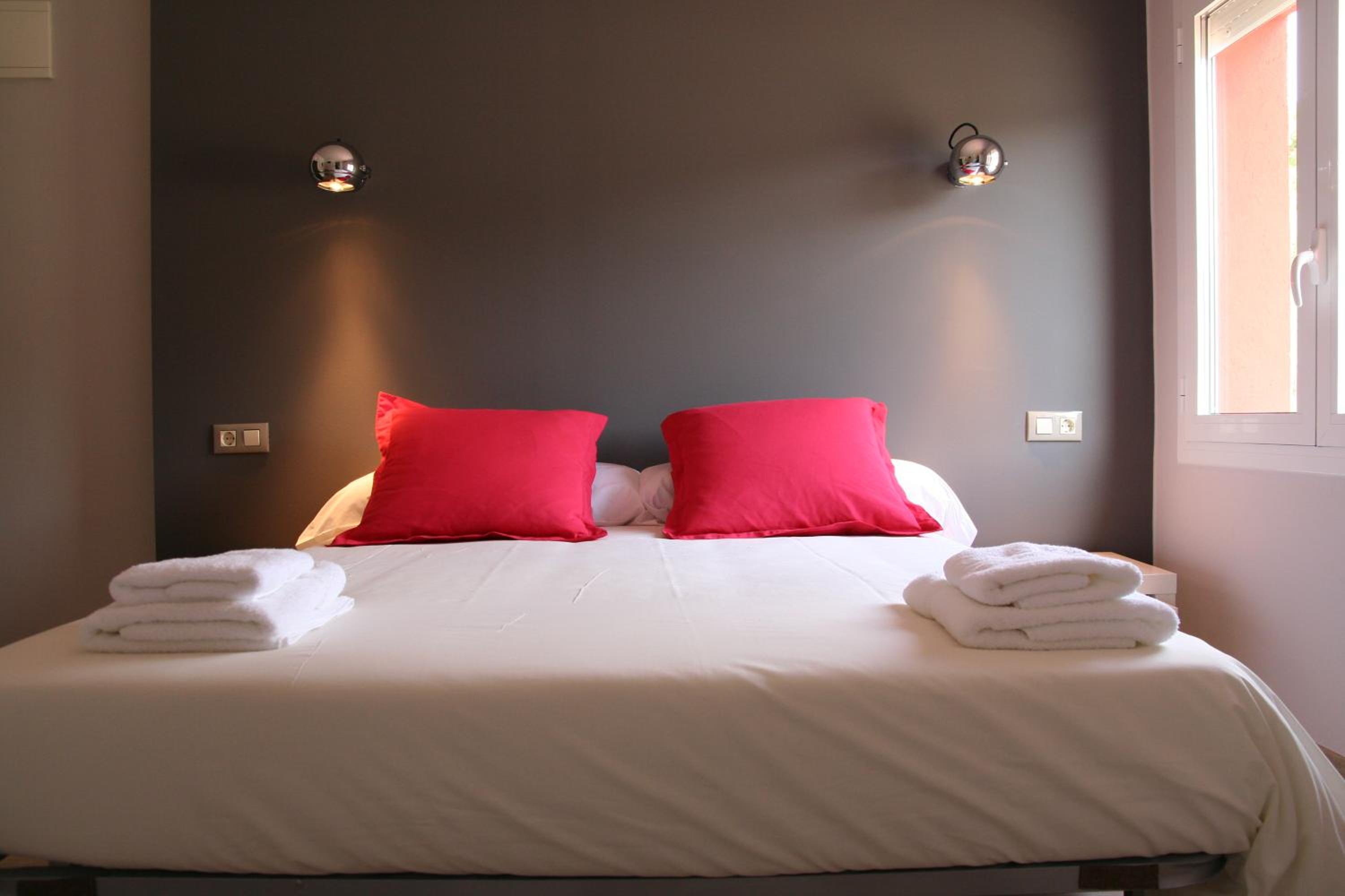 Double Room - Photo 5