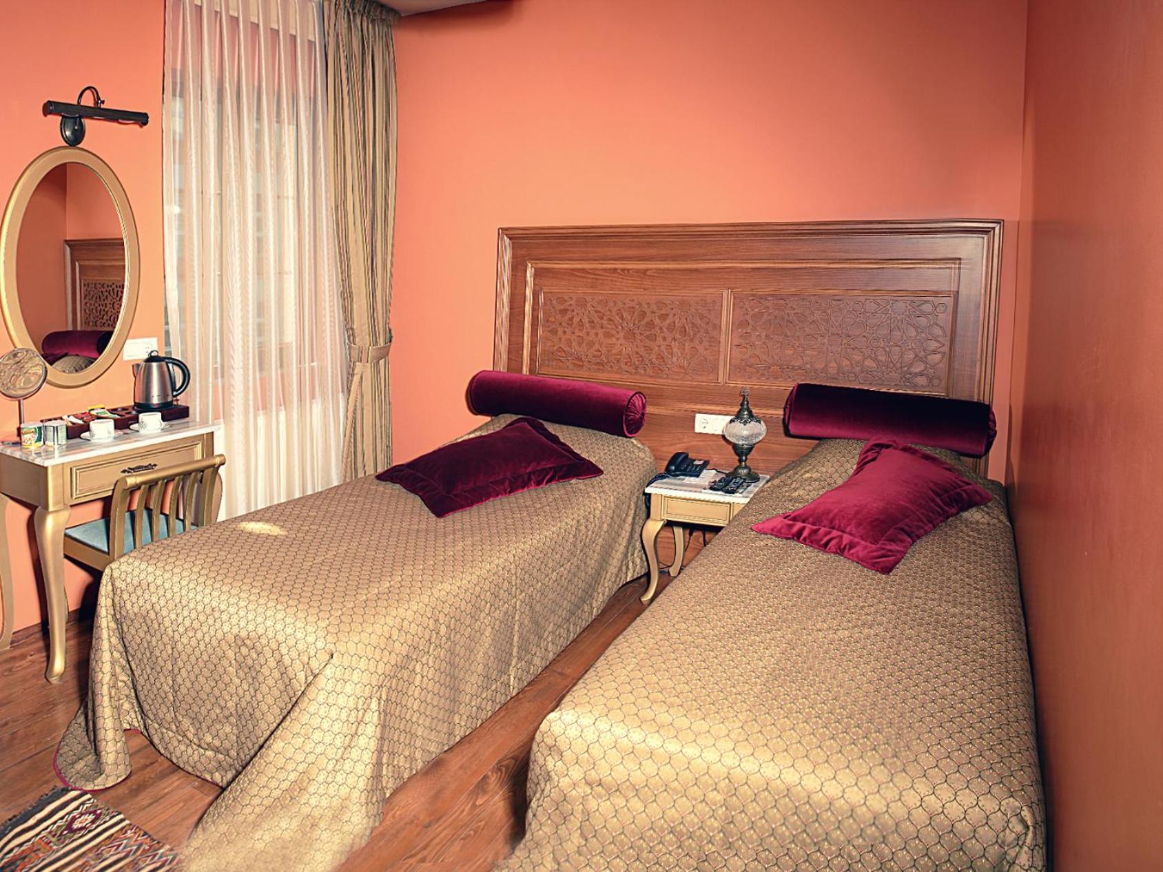 Standard Double or Twin Room photo 2