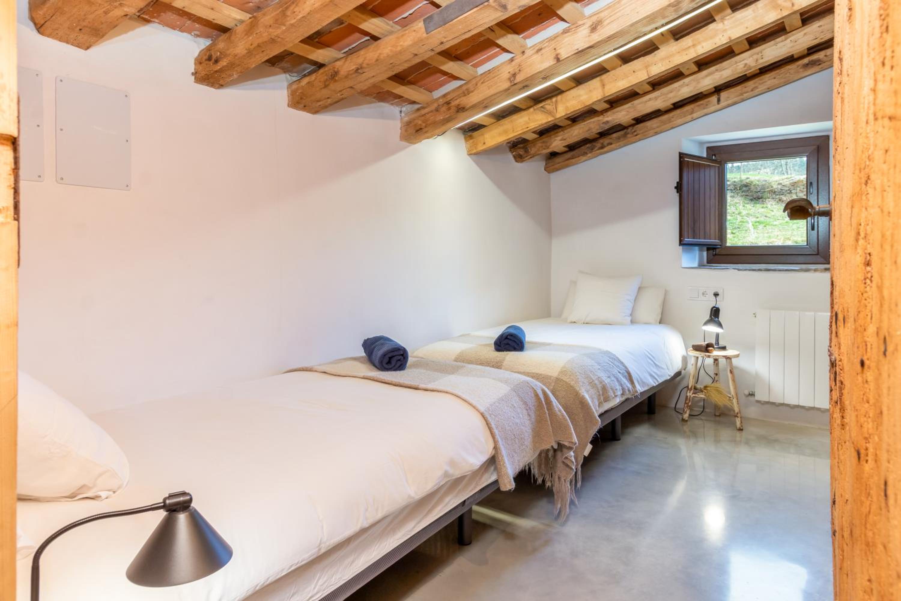 Casa de cuatro habitaciones
