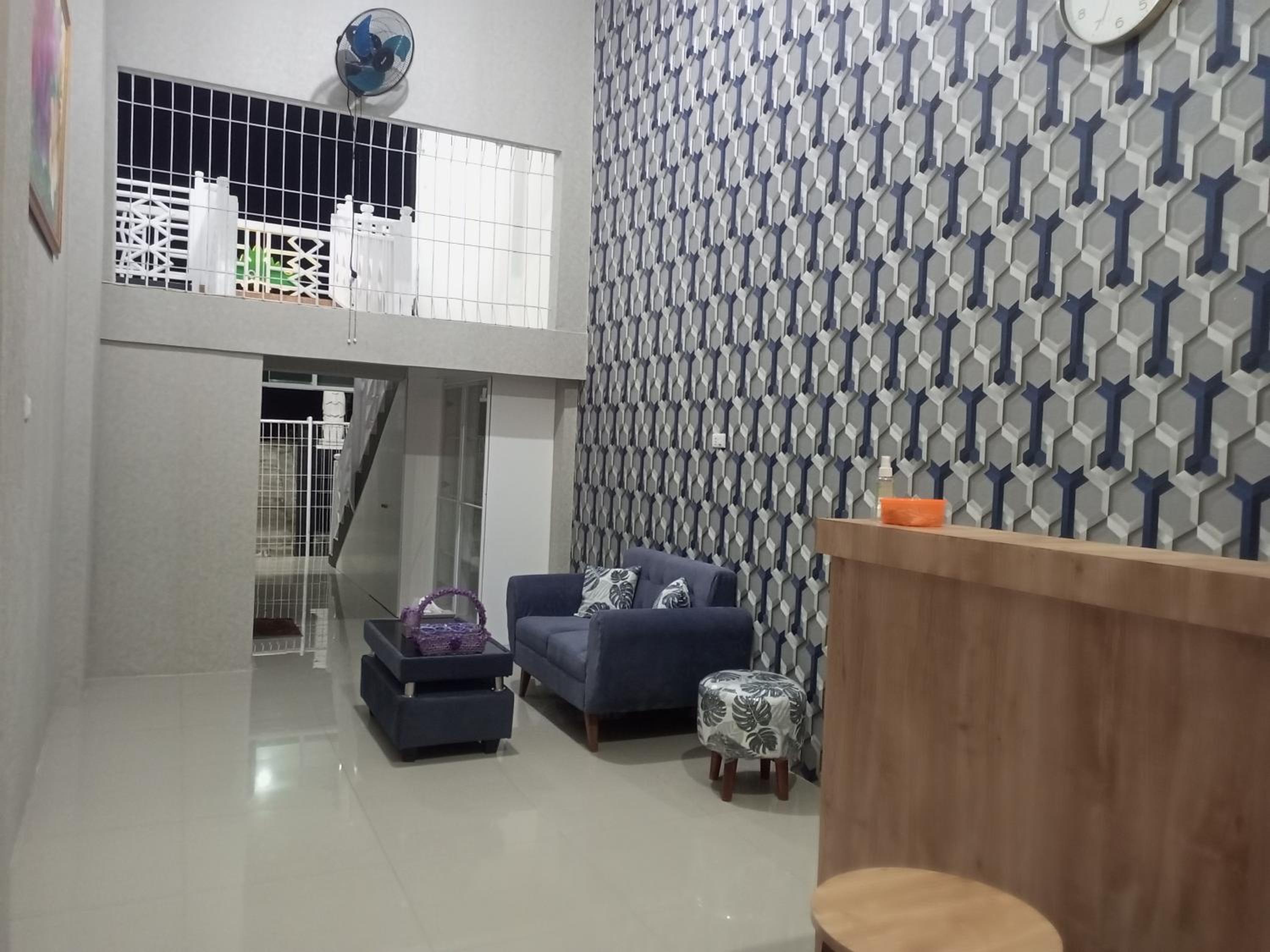 Double Room with Private Bathroom photo 2