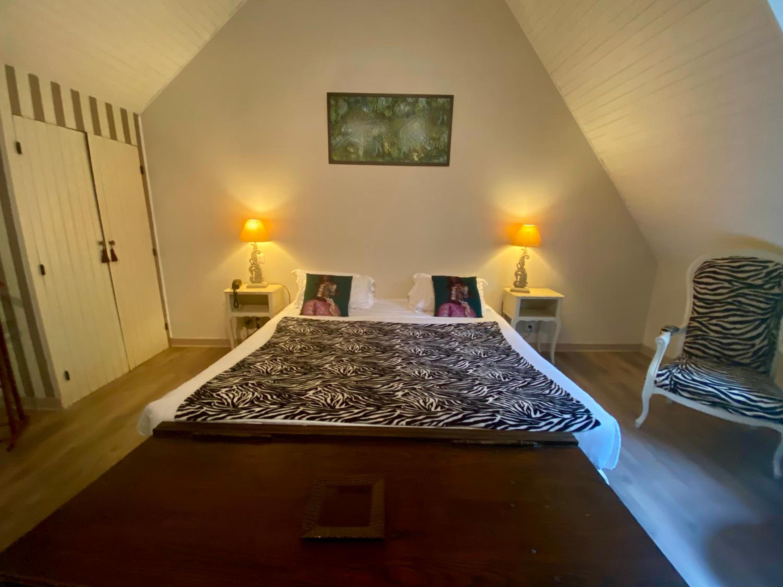 Two-Bedroom House photo 2