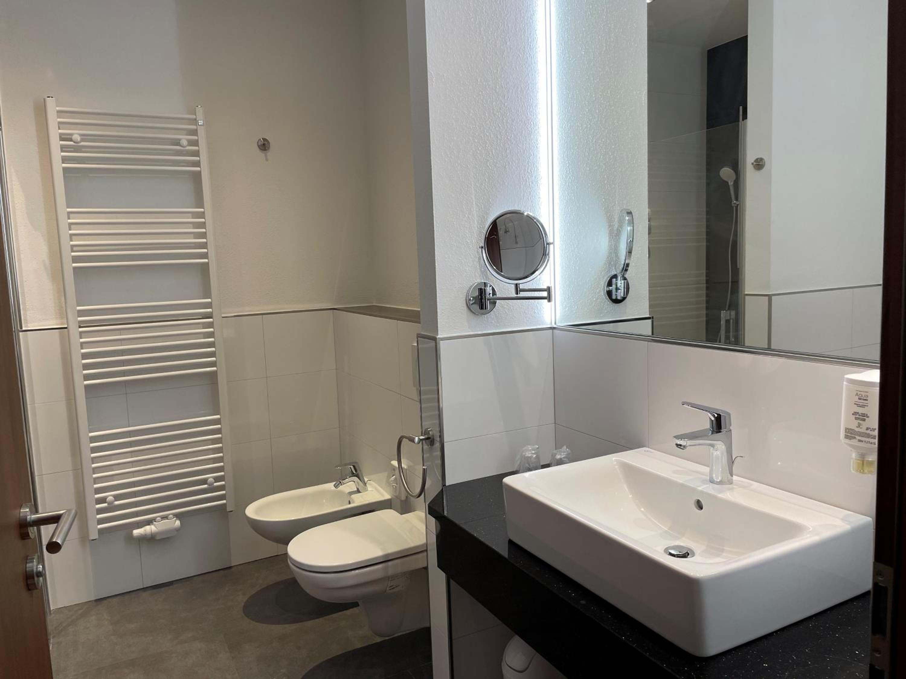 Deluxe Double Room photo 3