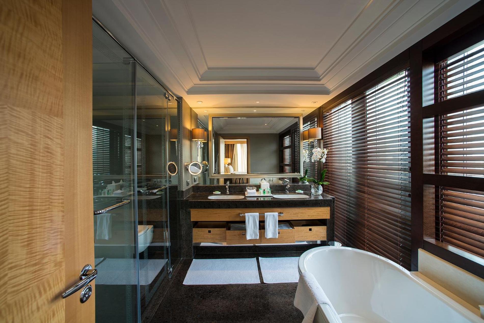 Deluxe Double Room - Photo 2