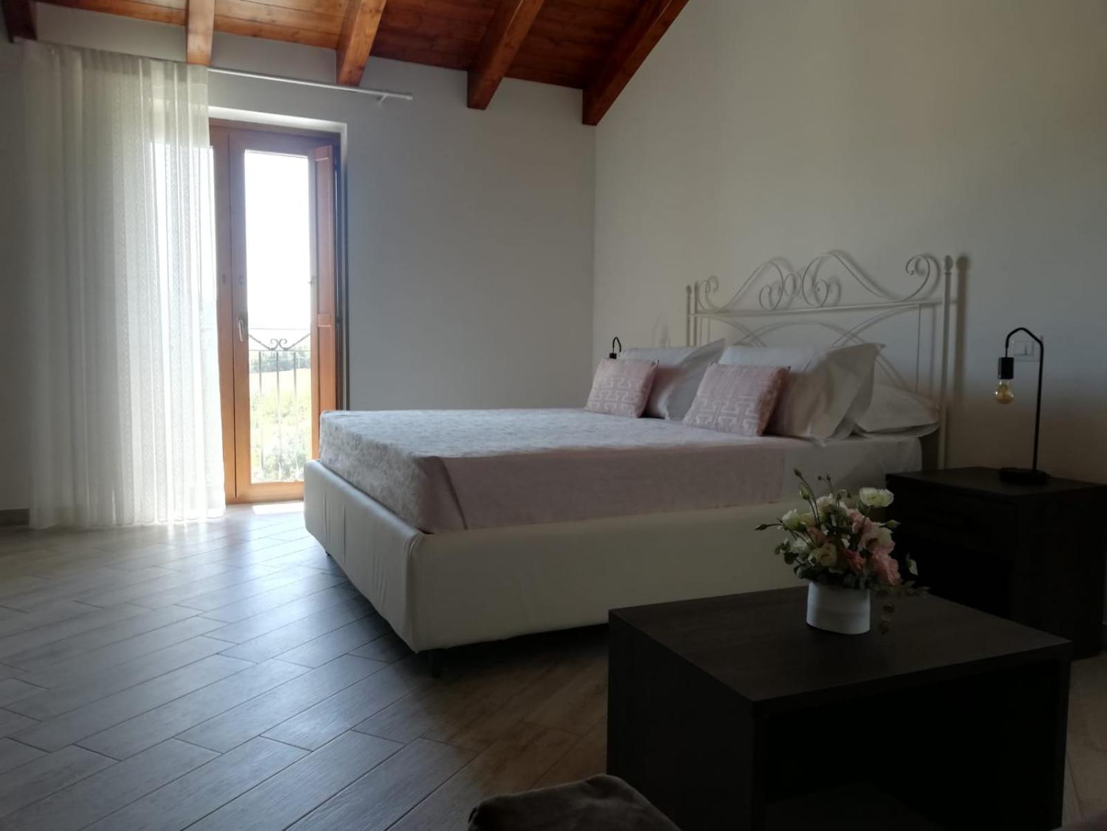 Quadruple Room with Private Bathroom photo 2