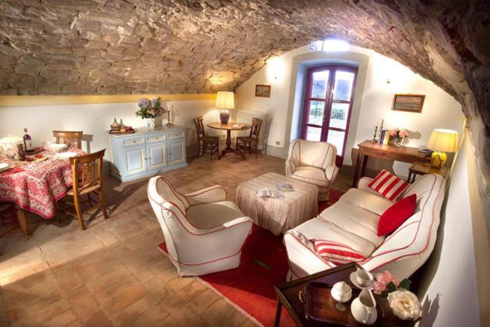 Standard King Room photo 2