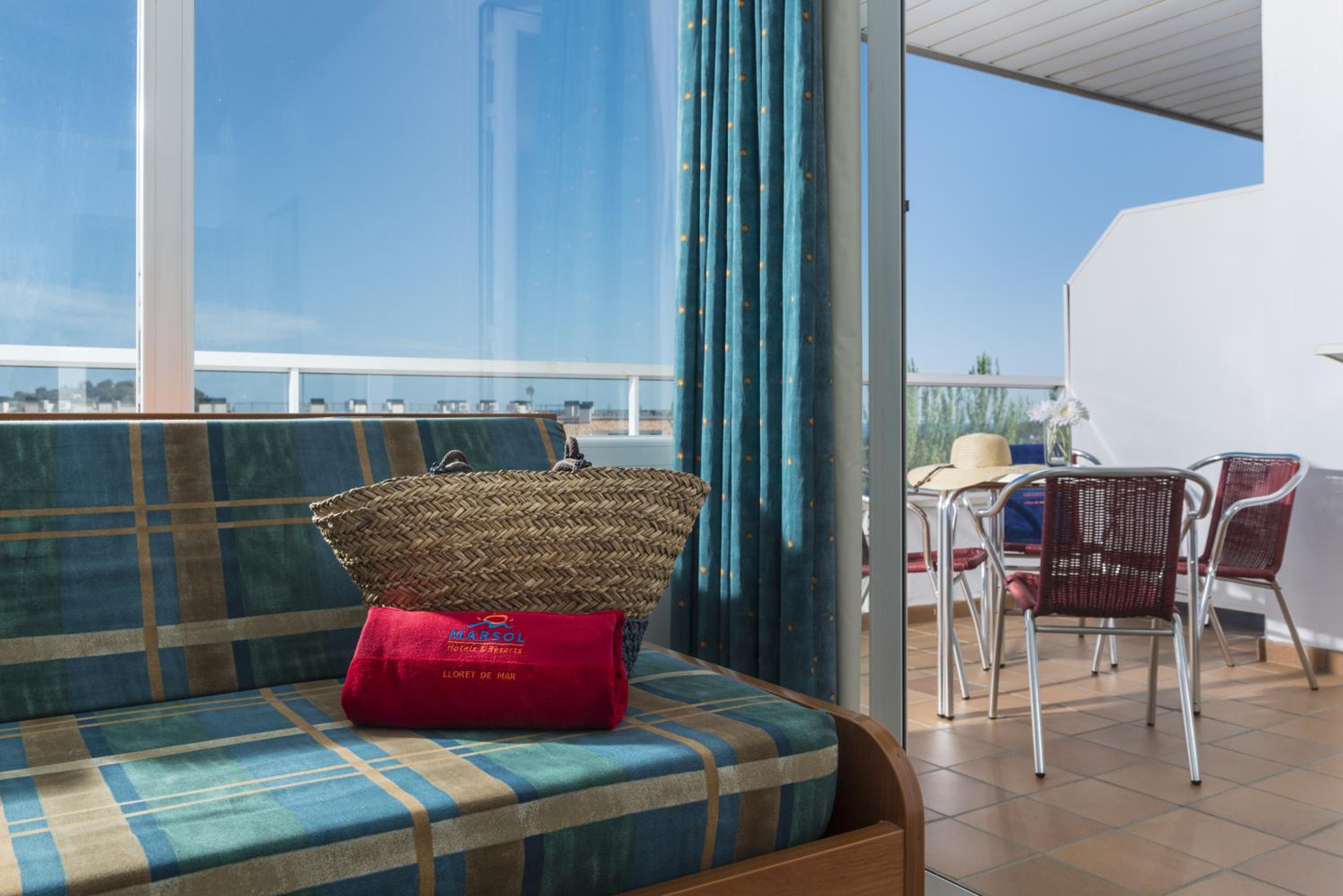 Apartment With Balcony (3 Adults)