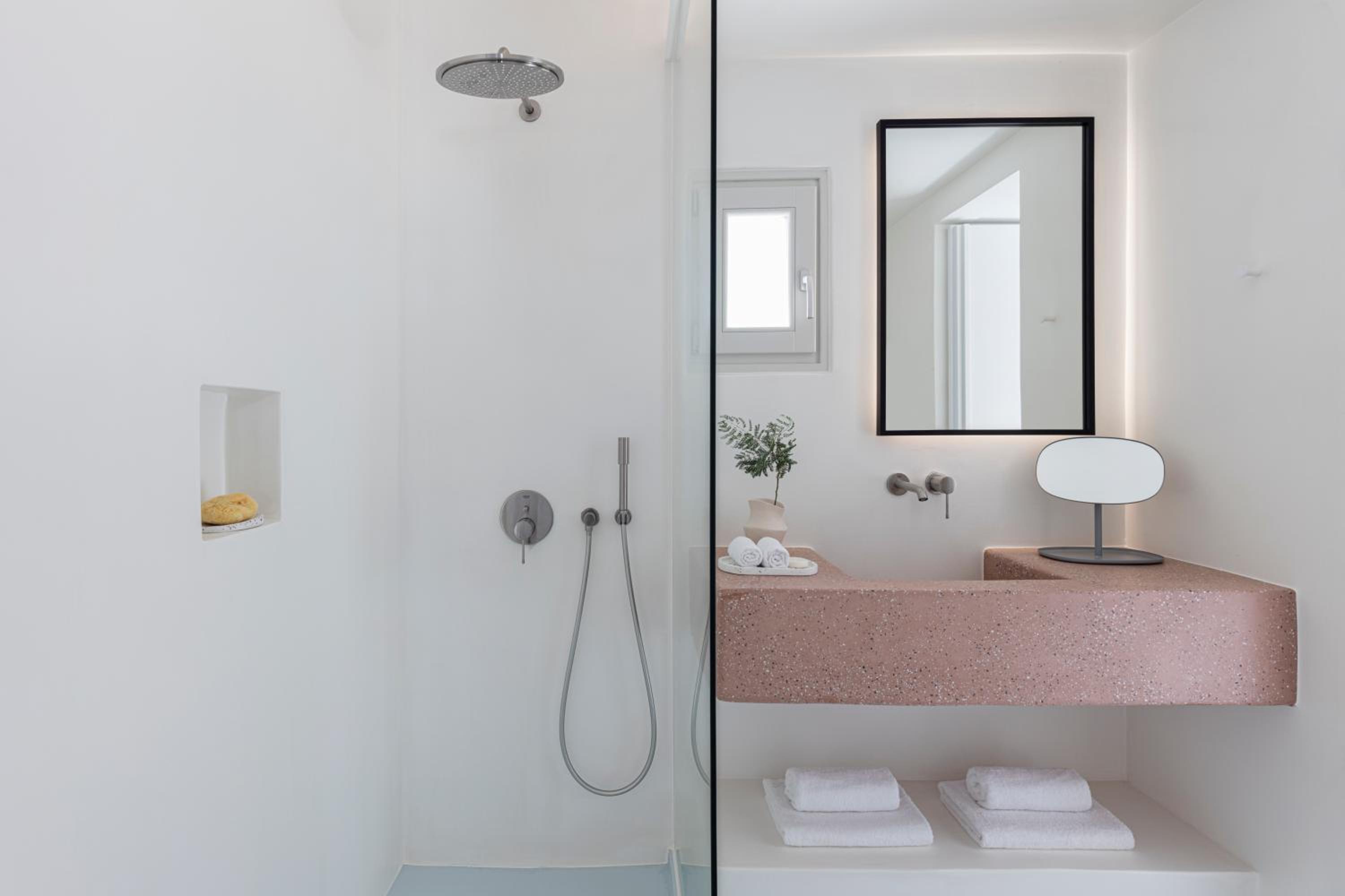 Junior Suite with Shared Pool photo 2