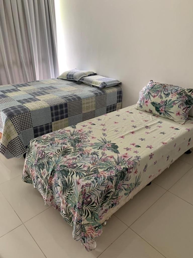 Seven-Bedroom House photo 1